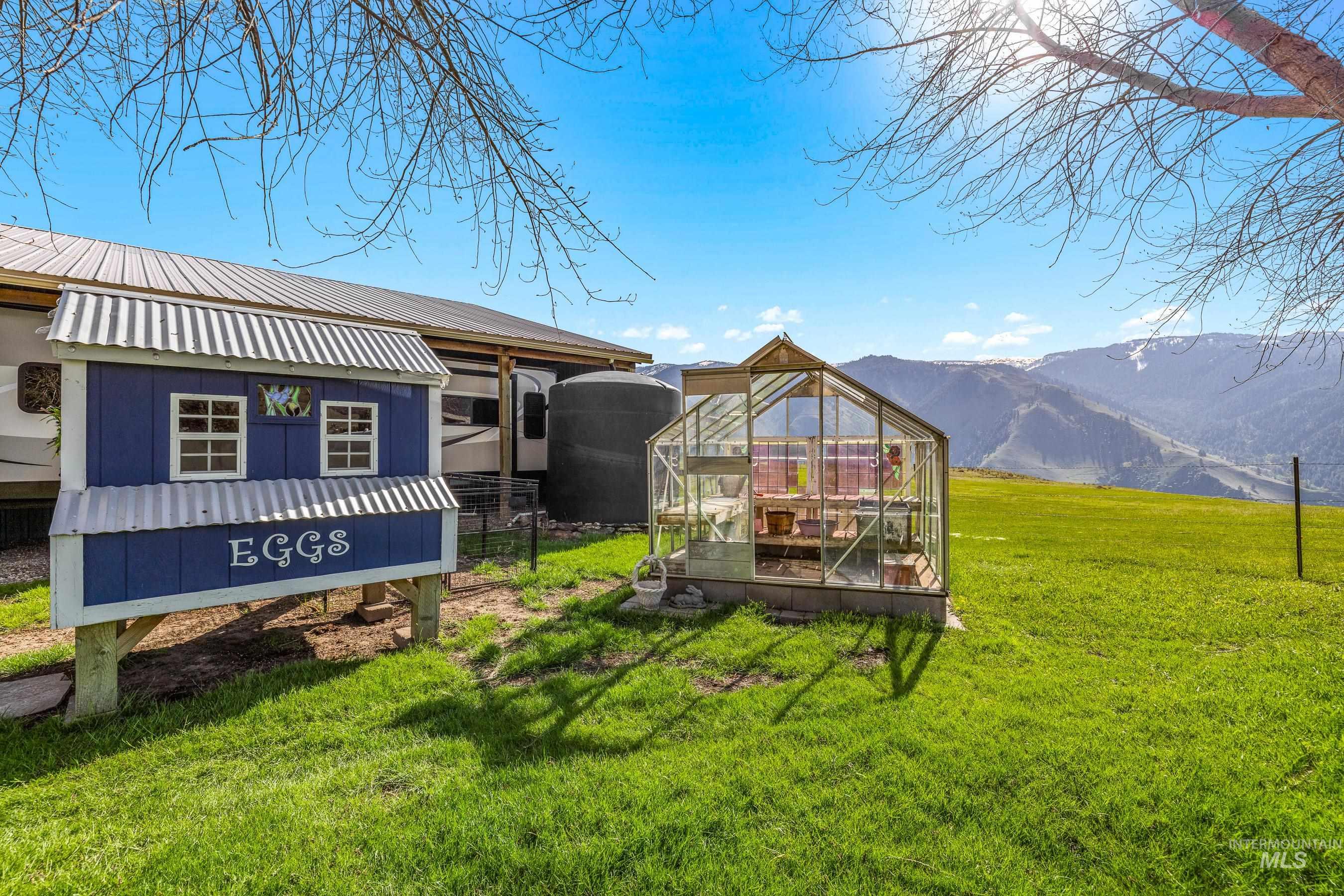 584 Whitewater Wilderness Drive Property Photo 41