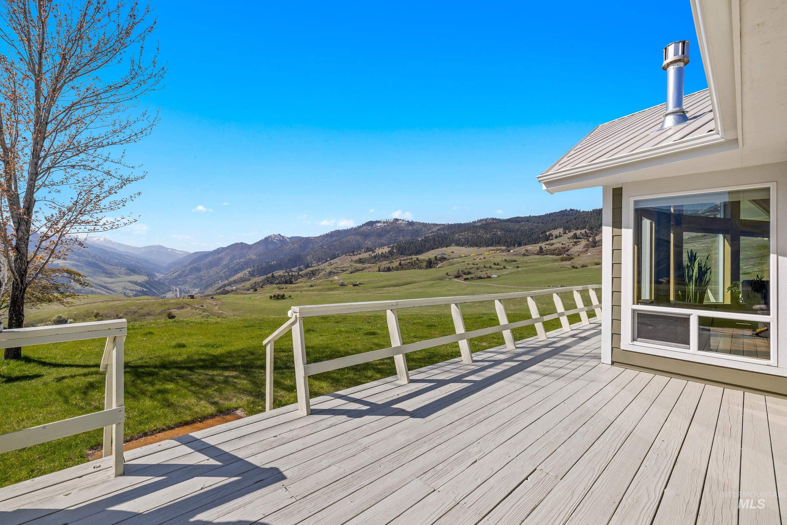 584 Whitewater Wilderness Drive Property Photo 45