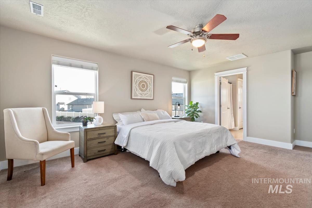 326 S Schober Loop Property Photo 21