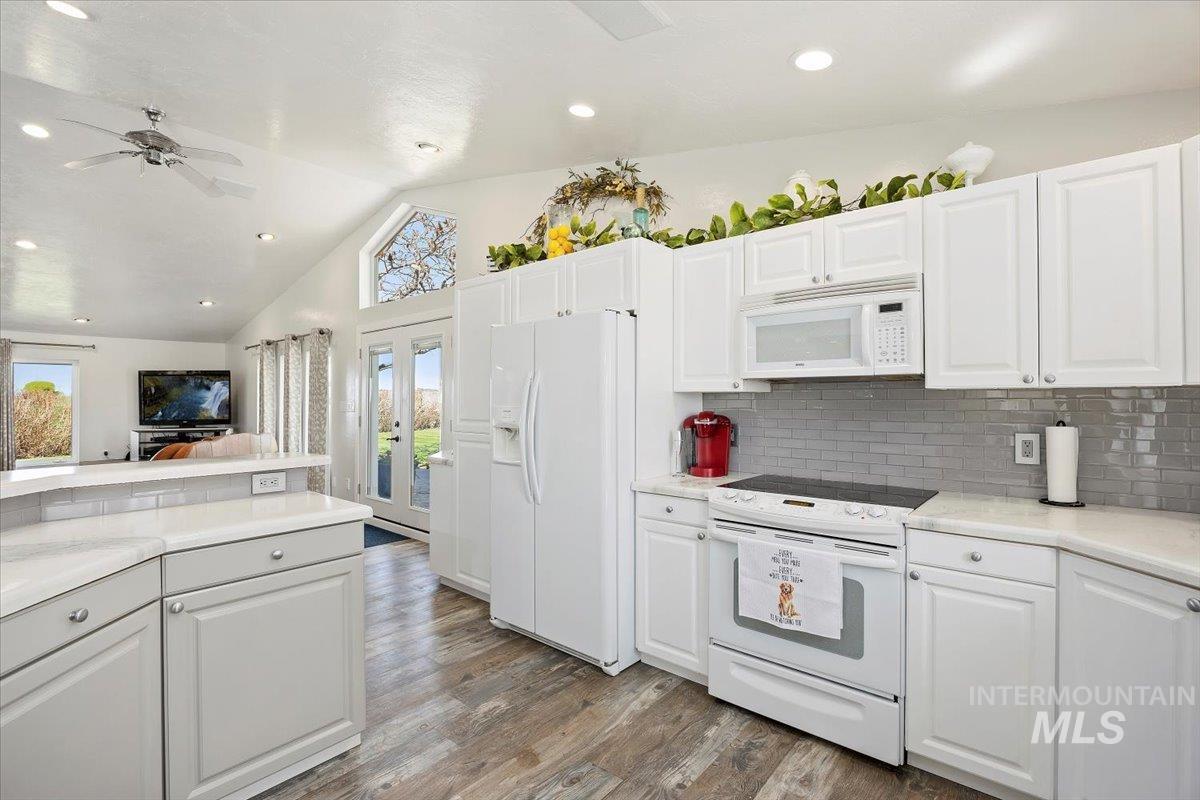 3859 N 1100 E Property Photo 11