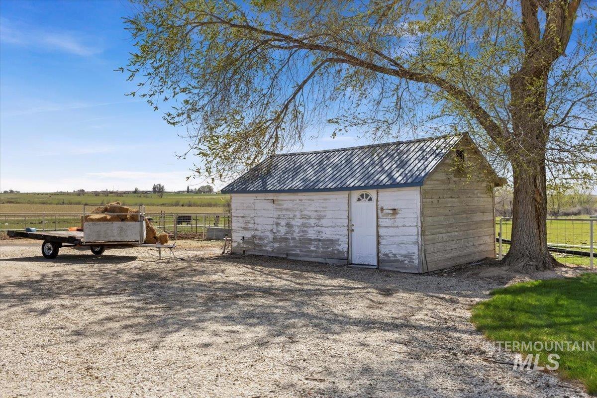 3859 N 1100 E Property Photo 35