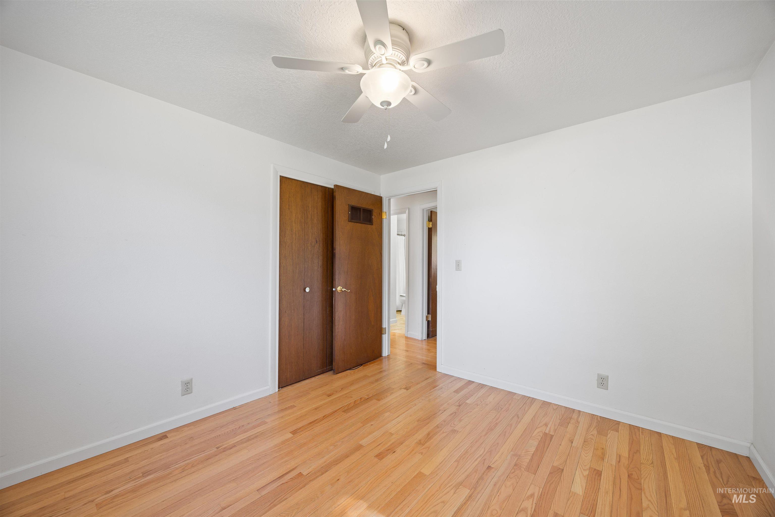 55 S Inverness Dr Property Photo 20