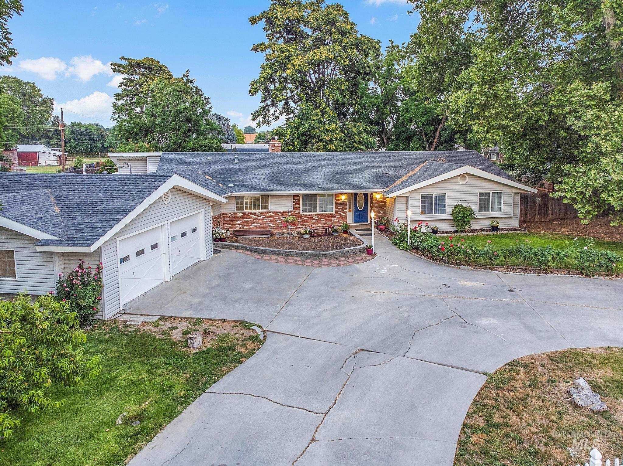 2523 S Kimball