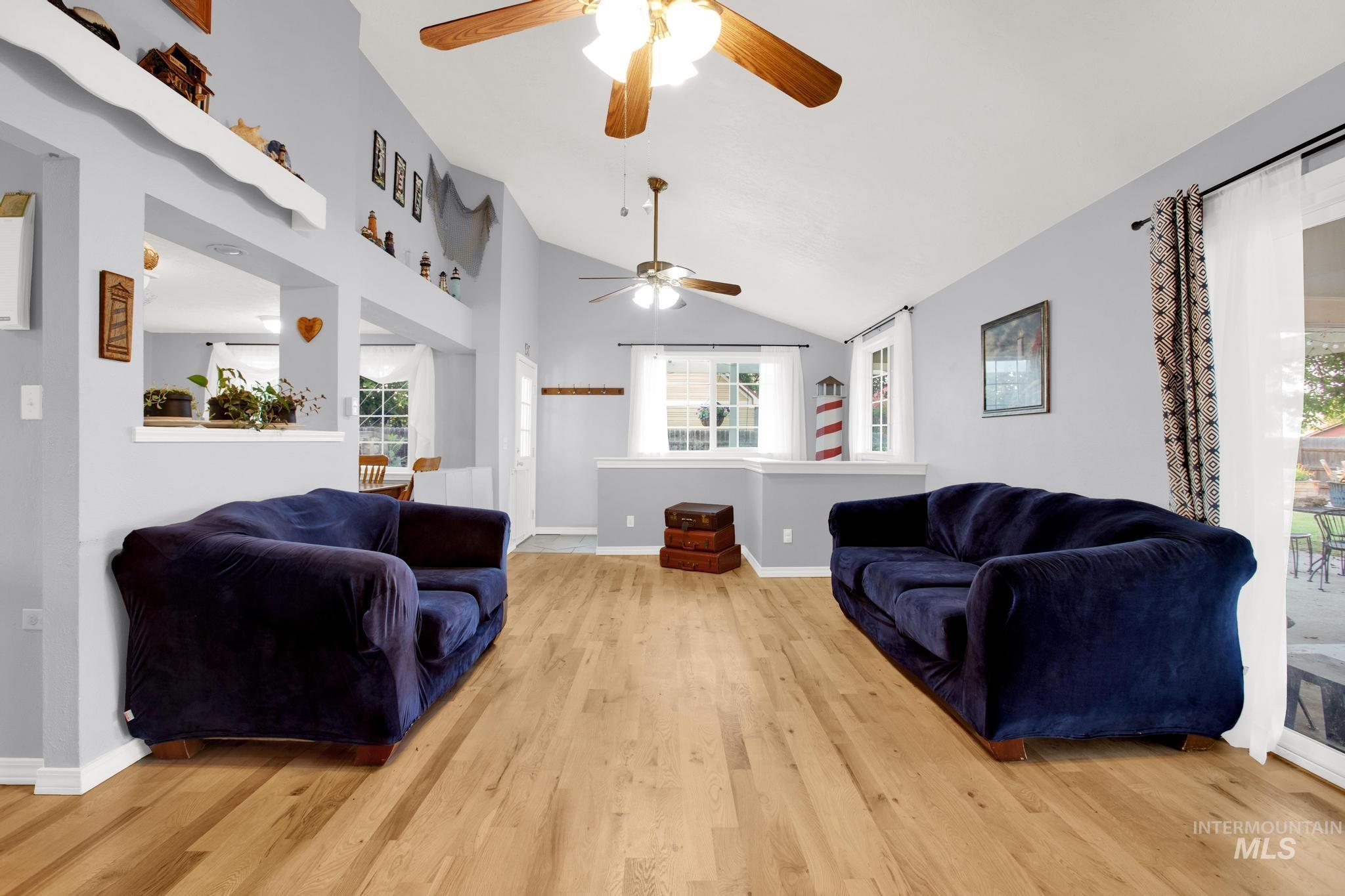 2523 S Kimball Property Photo 4