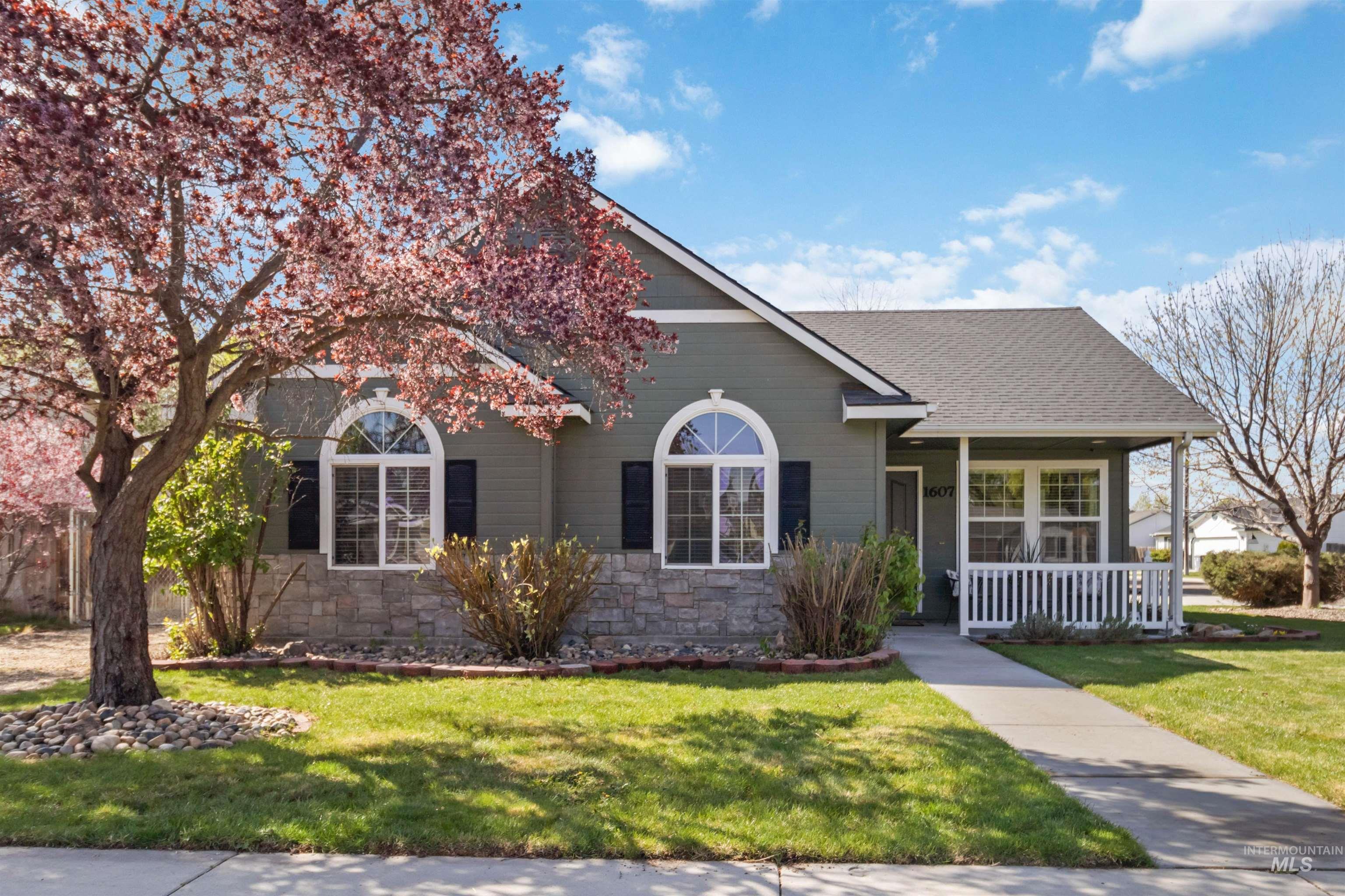 1607 W Sheridan Property Photo