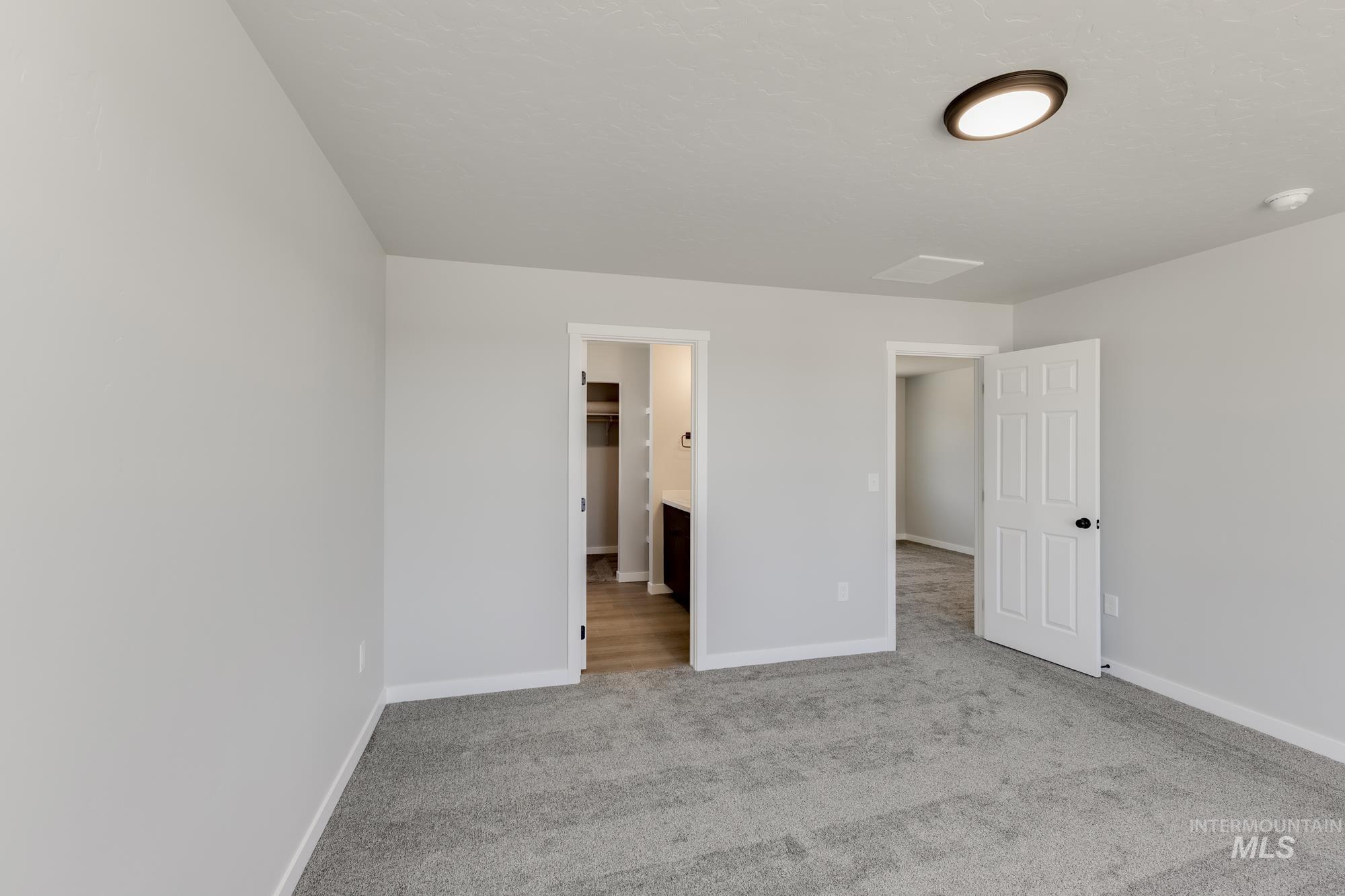 1402 Silver Valley Ct Property Photo 12