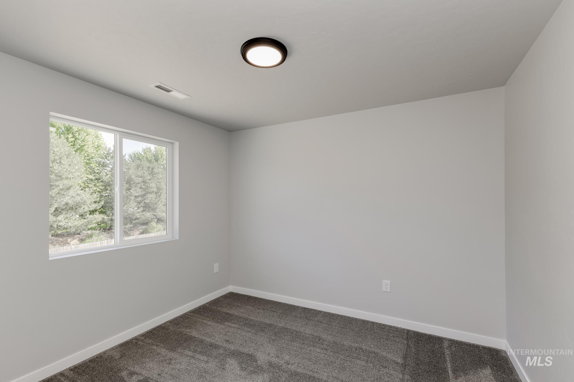 1402 Silver Valley Ct Property Photo 17