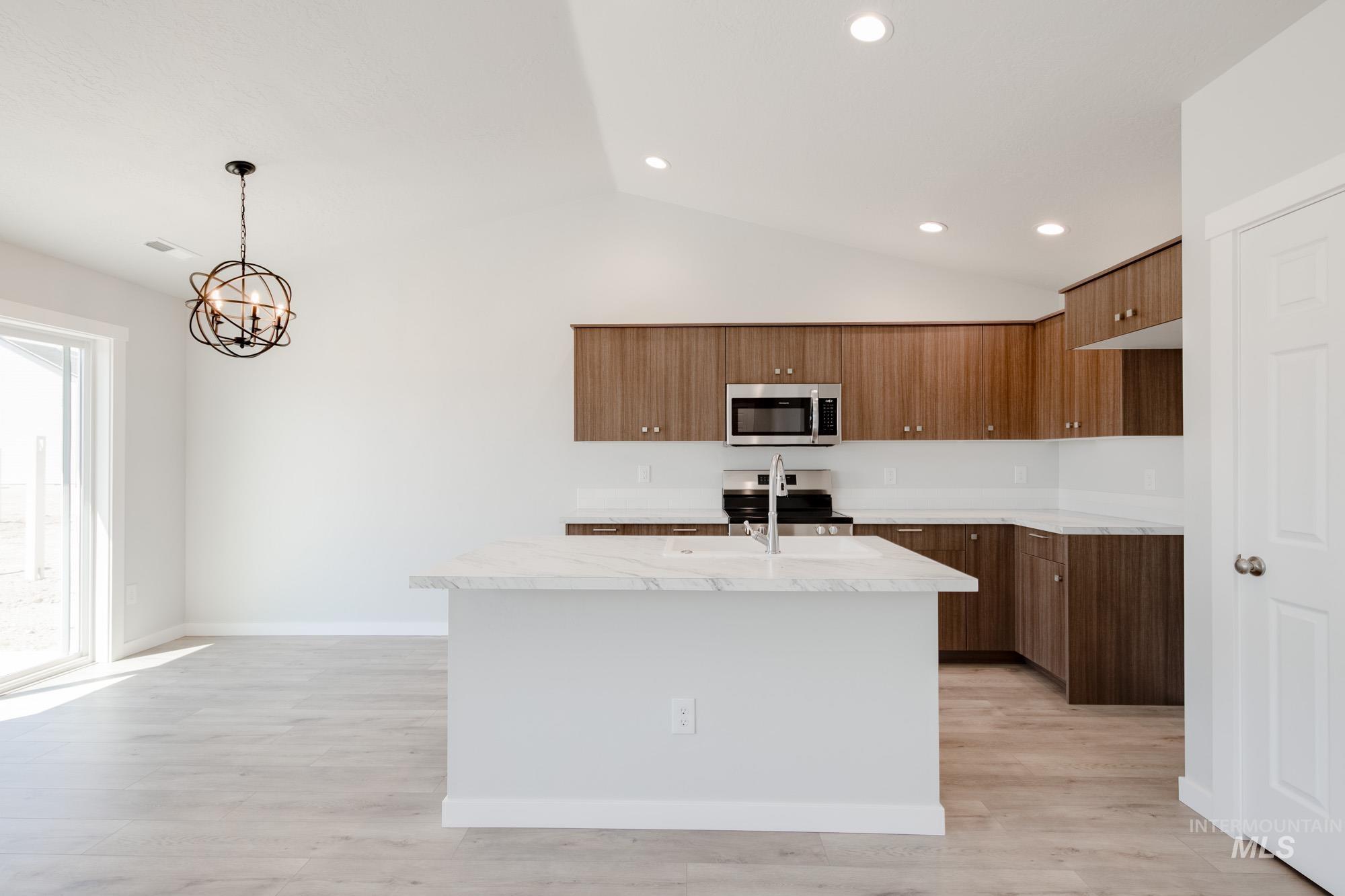 11093 Canvas St Property Photo 3