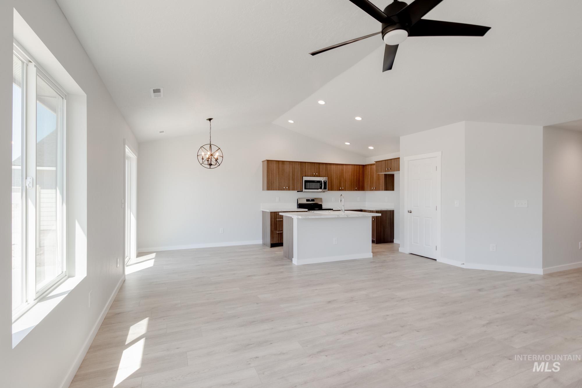 11093 Canvas St Property Photo 12