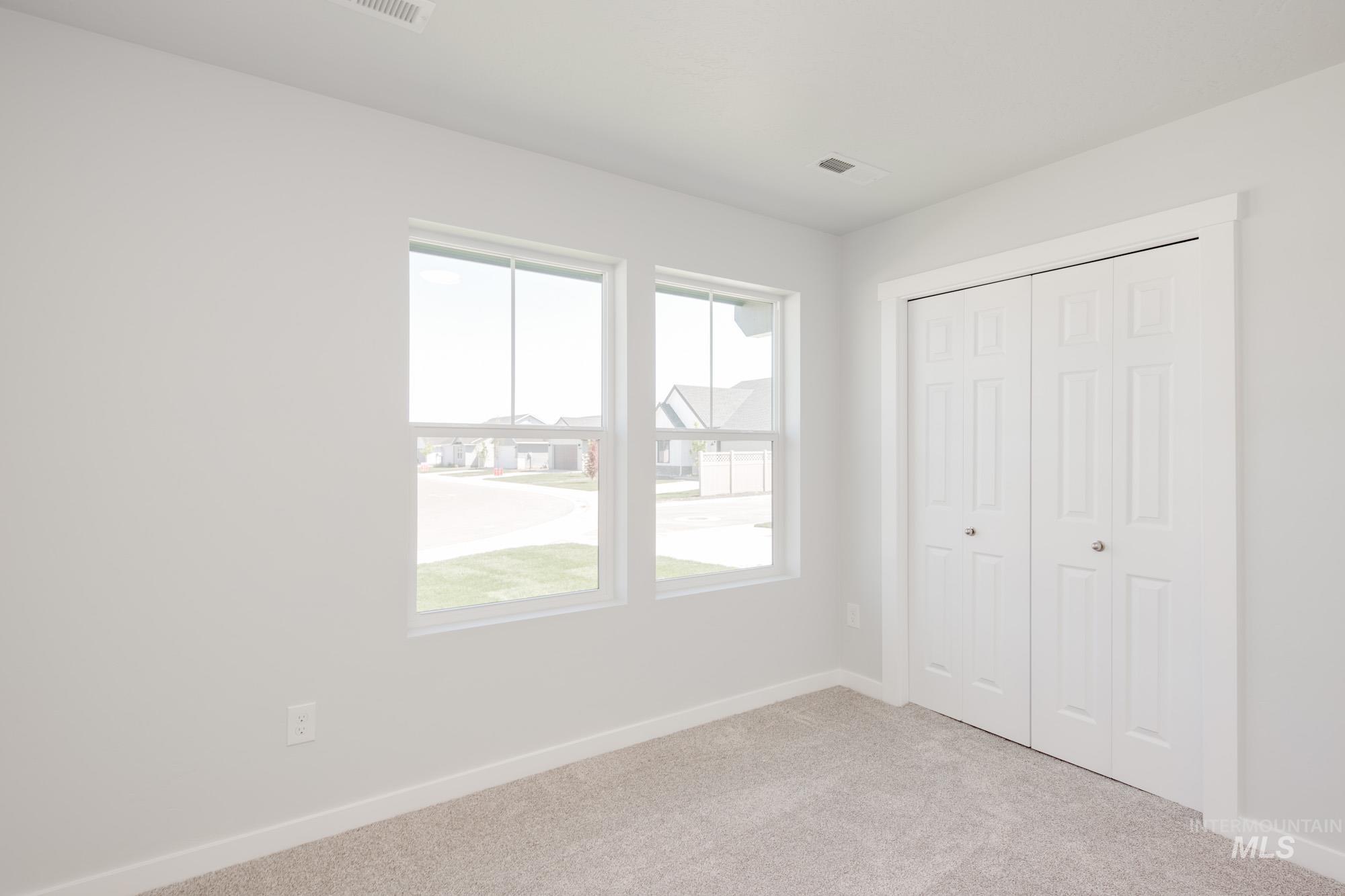 11093 Canvas St Property Photo 14
