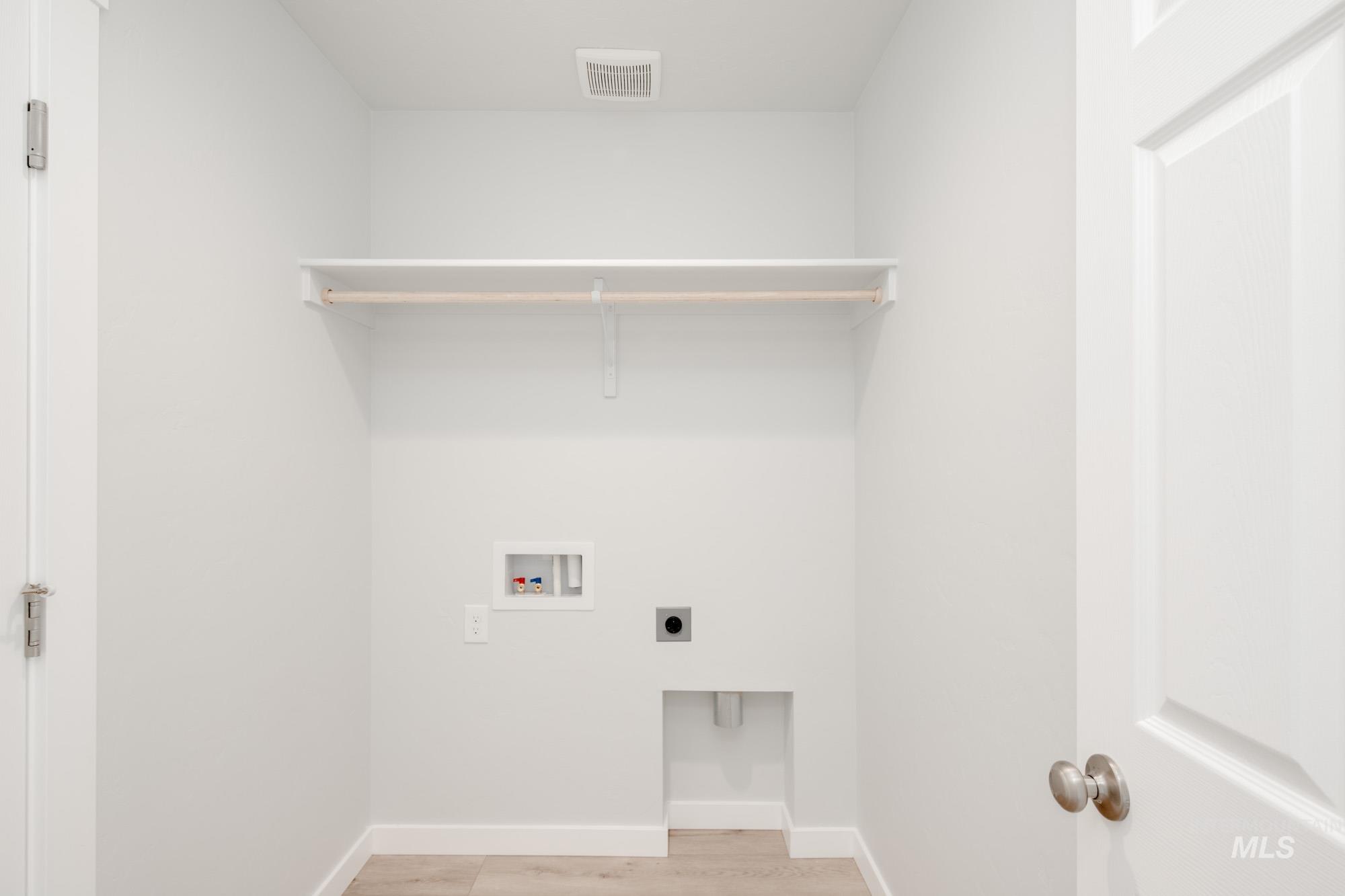 11093 Canvas St Property Photo 17