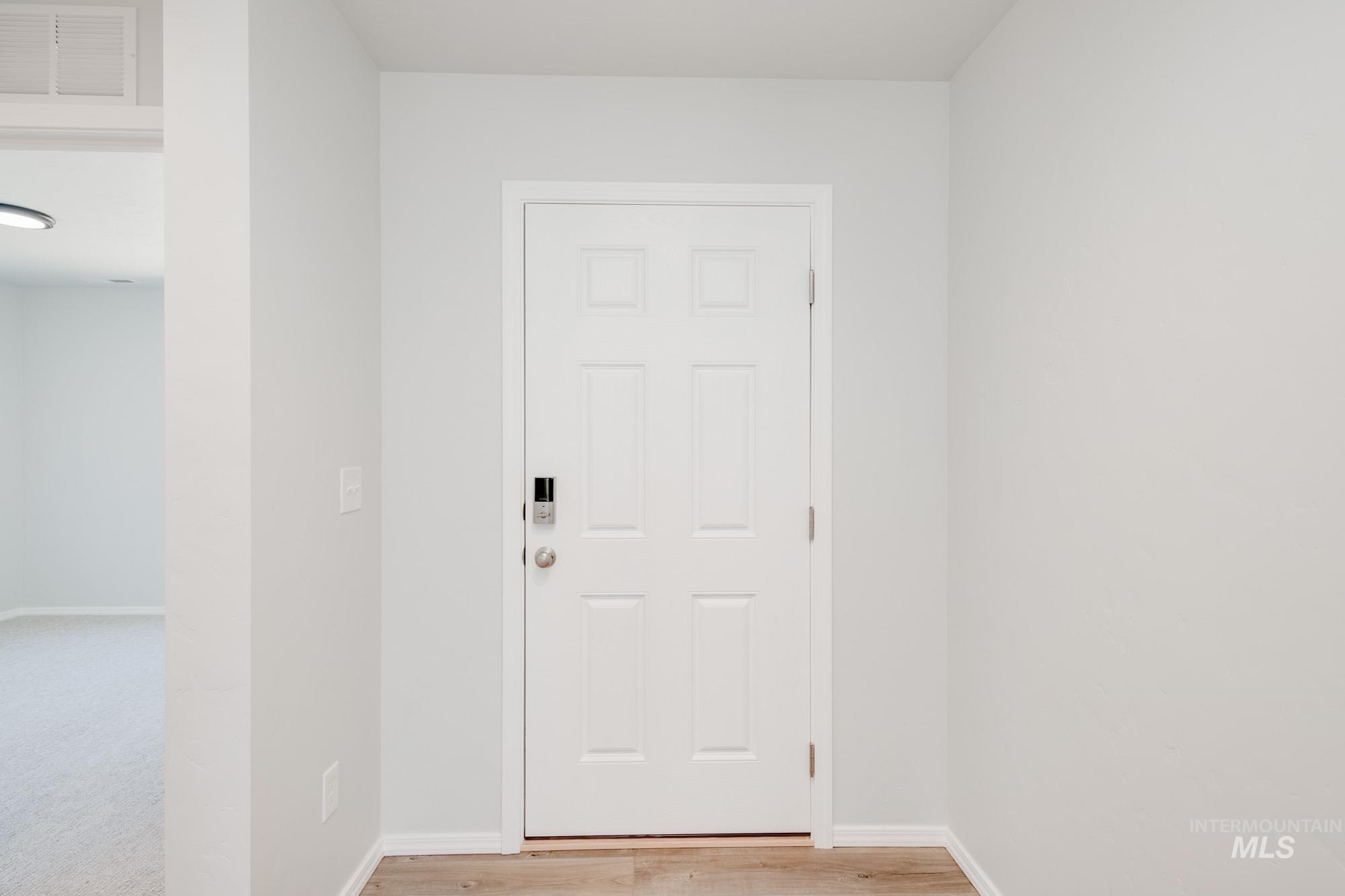 7331 E Marble Springs Dr Property Photo 3