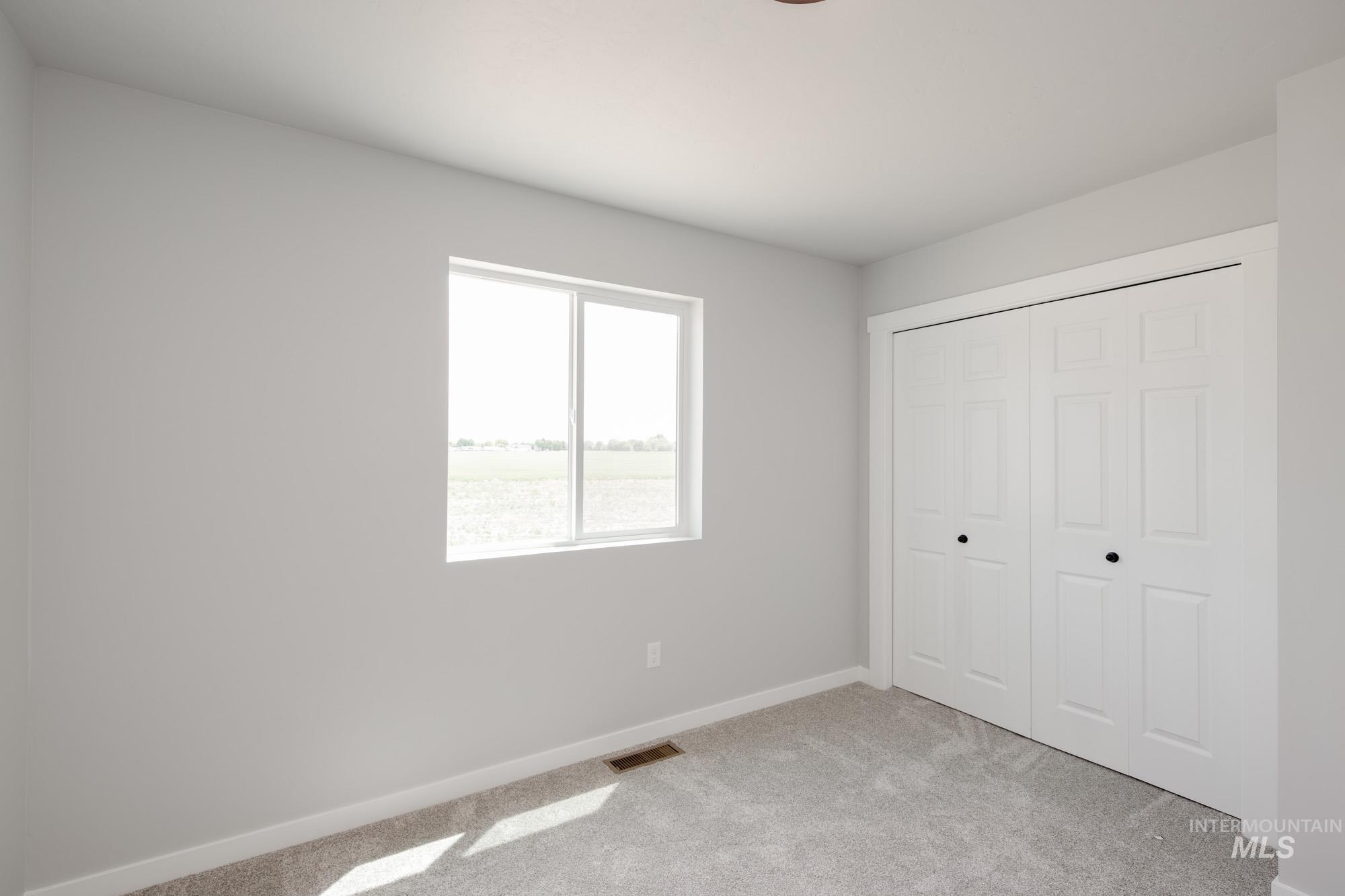1500 N Coltsfoot Ave Property Photo 22