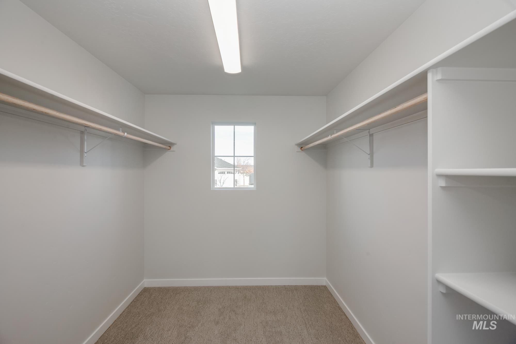 13694 Oliver Street Property Photo 23