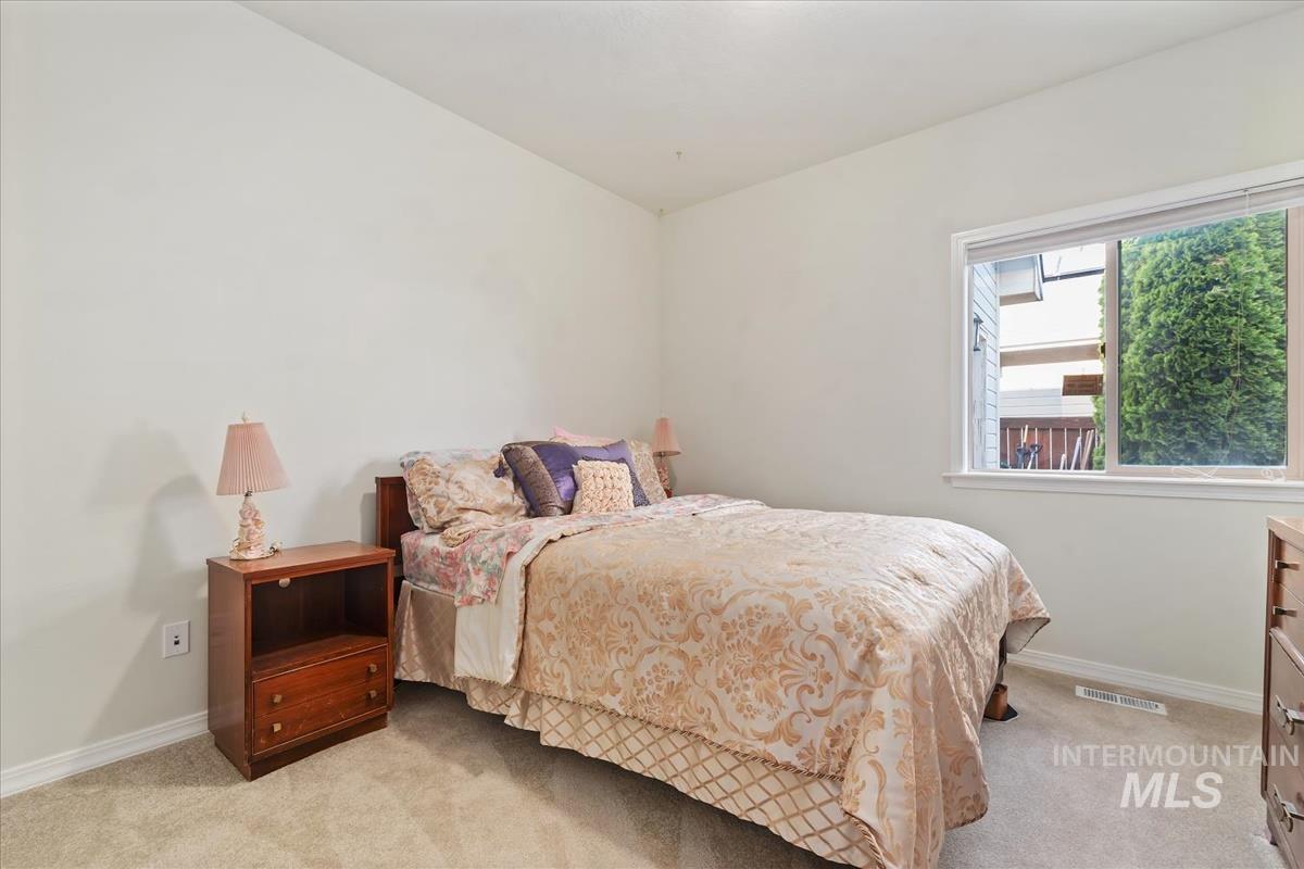 2308 E Chimere Dr Property Photo 21
