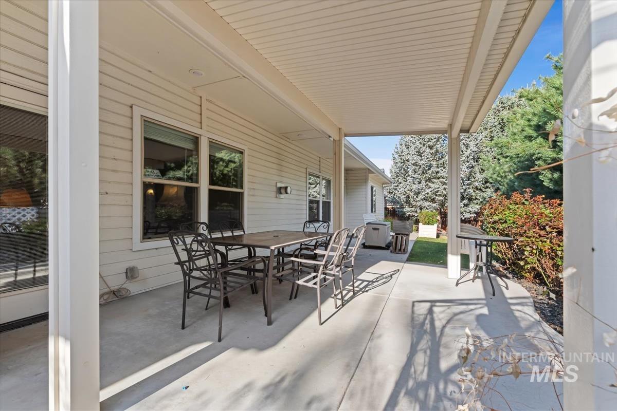 2308 E Chimere Dr Property Photo 32