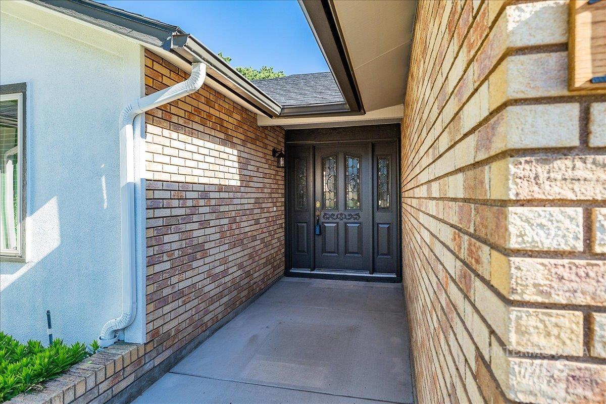 107 S Oakhurst Way Property Photo 34