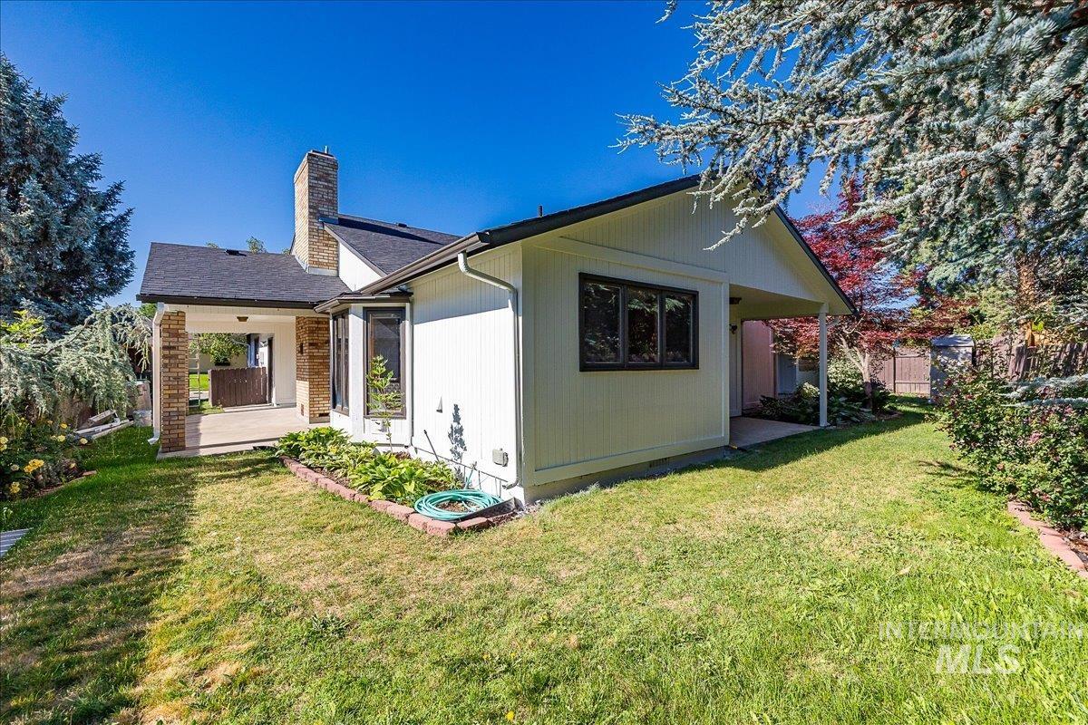 107 S Oakhurst Way Property Photo 37