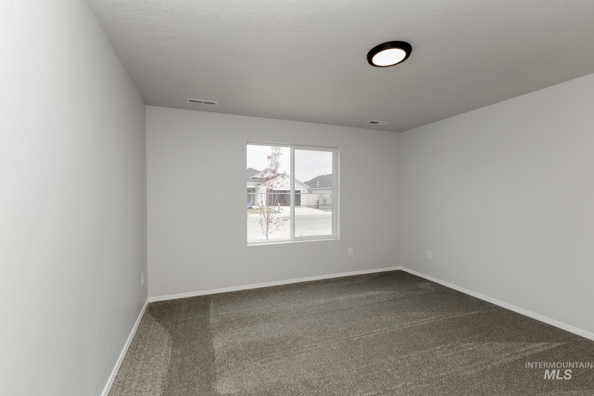 16315 Grade Ave Property Photo 14