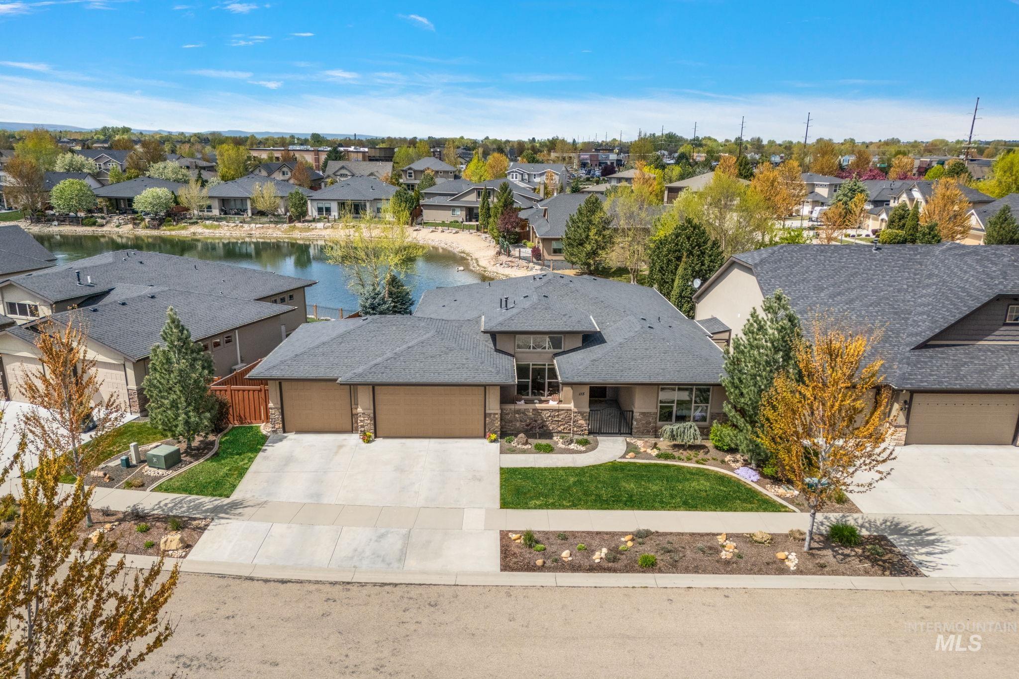 115 S Wildgrass Way Property Photo