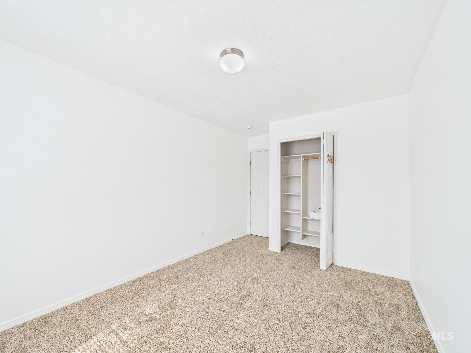 3006 Queen Anne Dr Property Photo 23