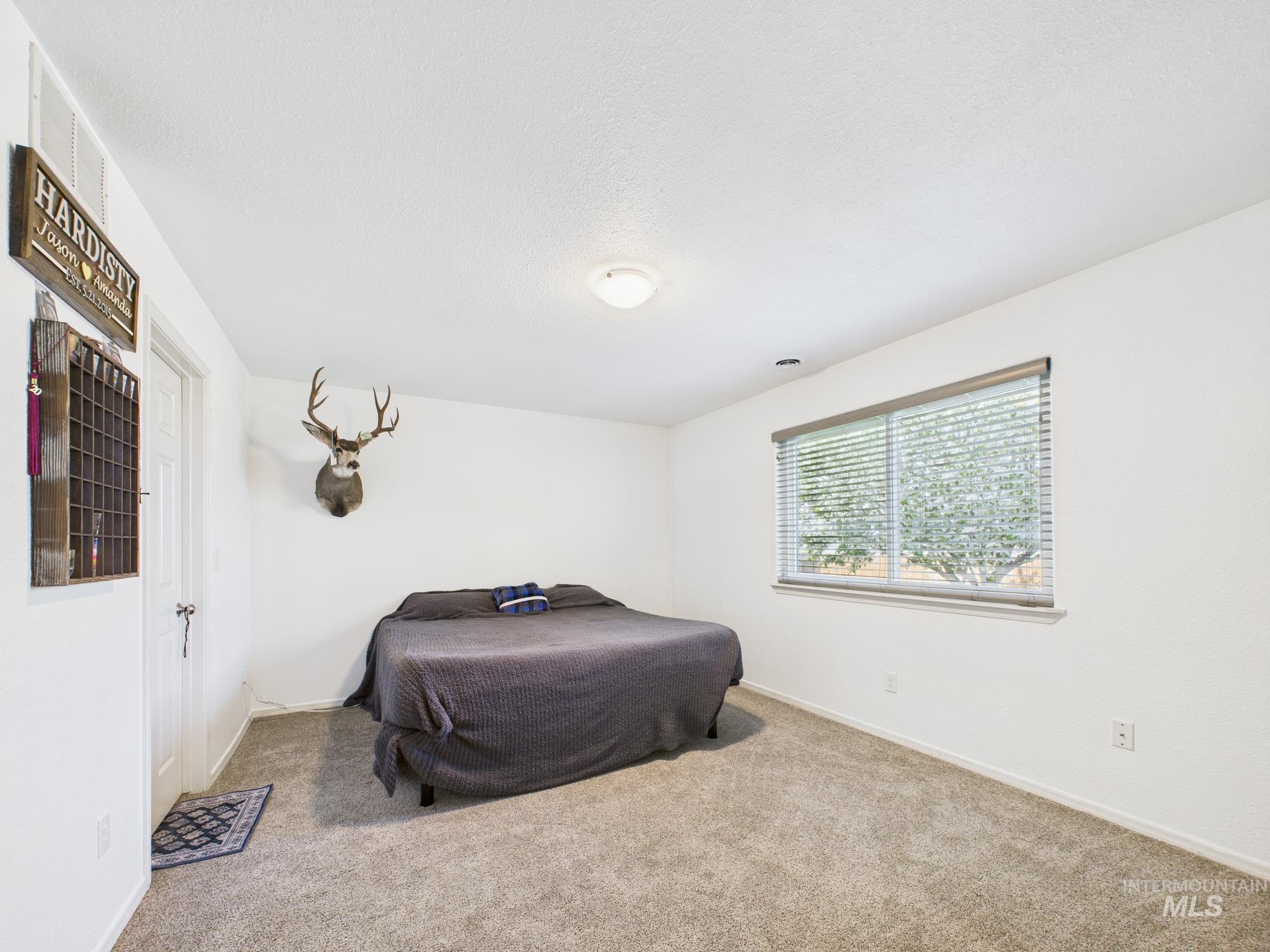 3006 Queen Anne Dr Property Photo 27