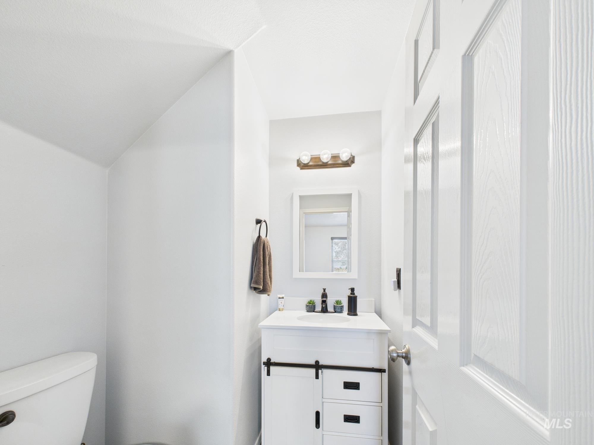 3006 Queen Anne Dr Property Photo 29