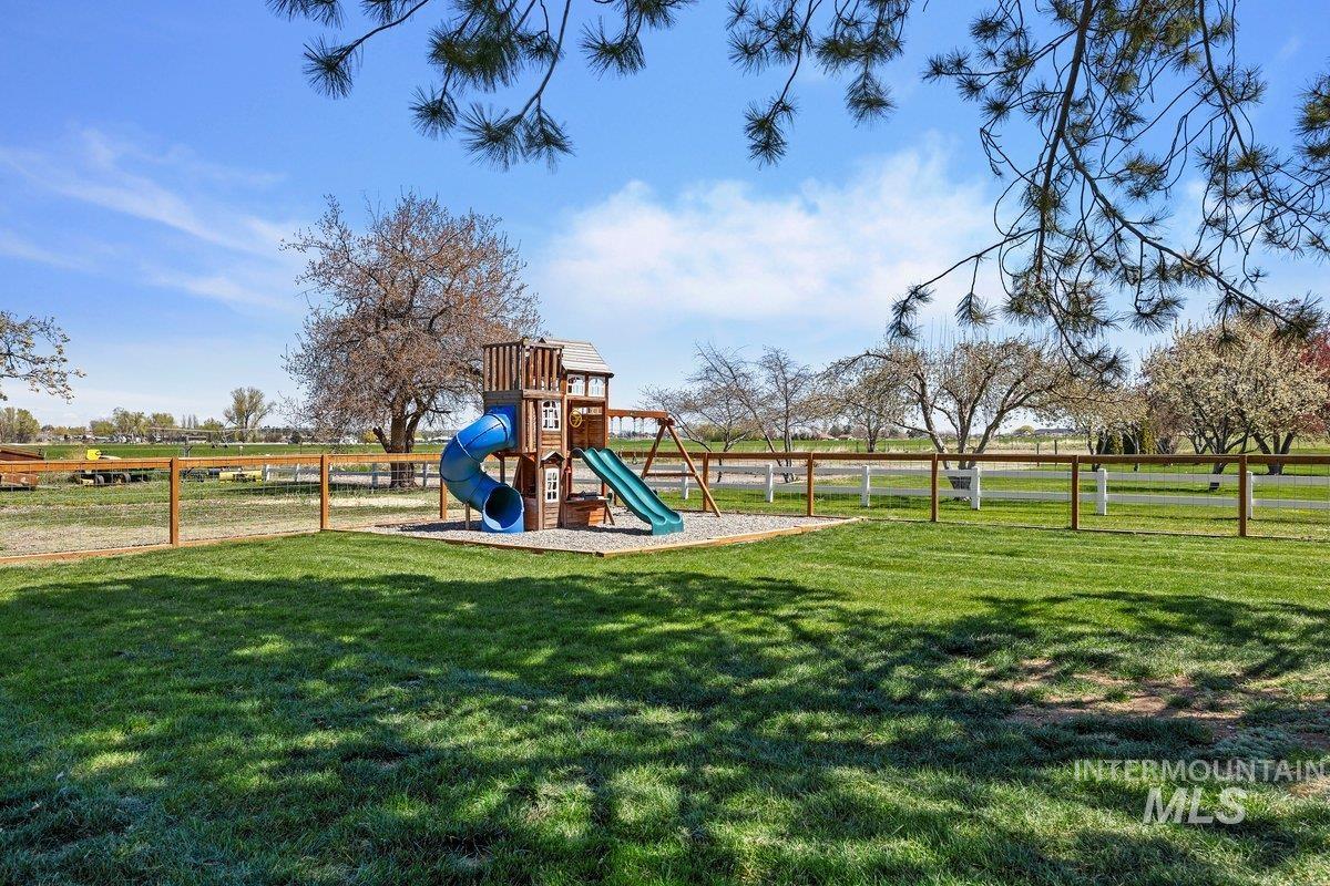 118 E 530 S Property Photo 34
