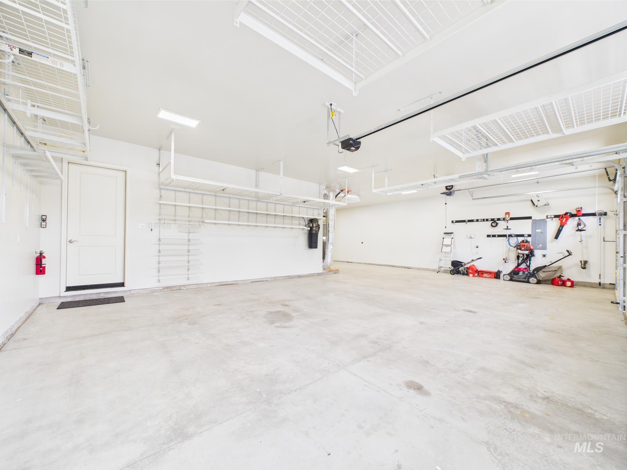 1856 N Livorno Way Property Photo 40