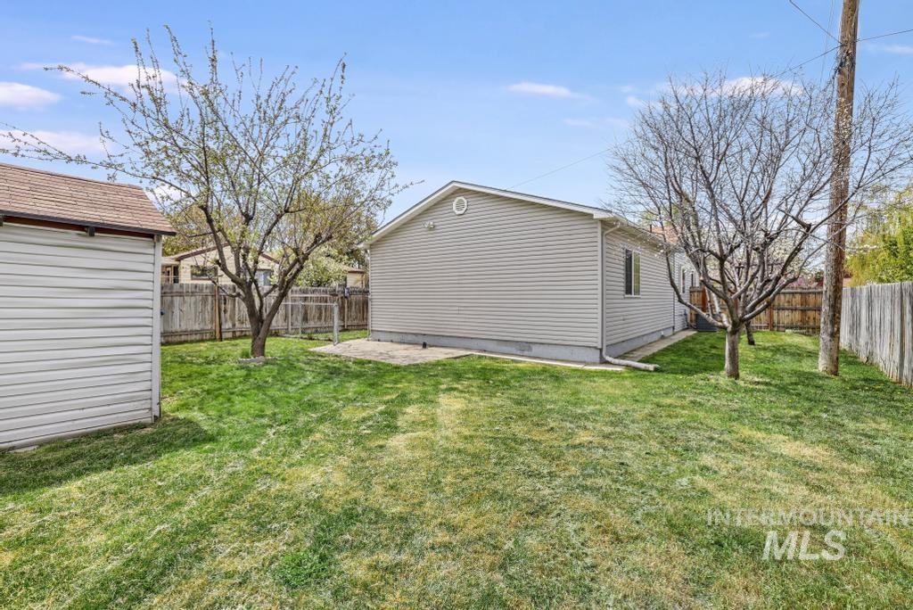 884 Sparks Street Property Photo 26
