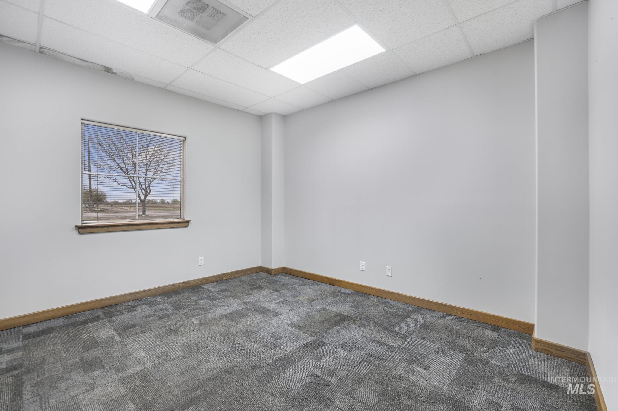 473 Hankins Rd S Property Photo 16