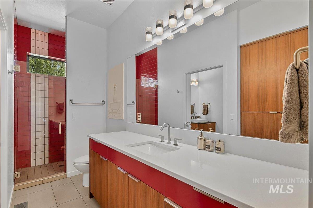 9076 Meadow Creek Pl Property Photo 22
