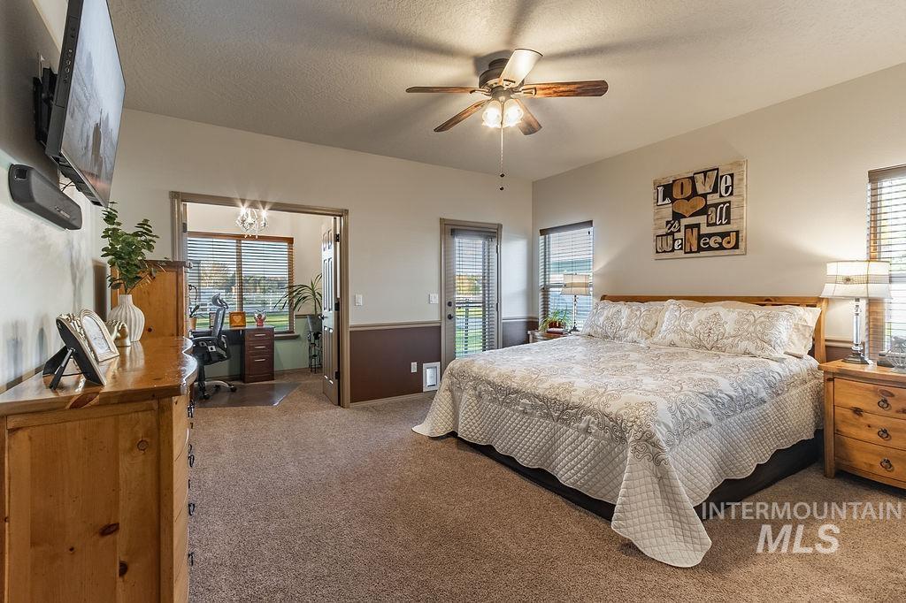 8770 Vic Lane Property Photo 12