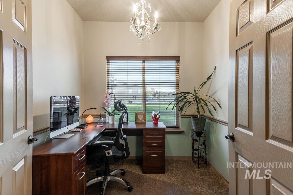 8770 Vic Lane Property Photo 16