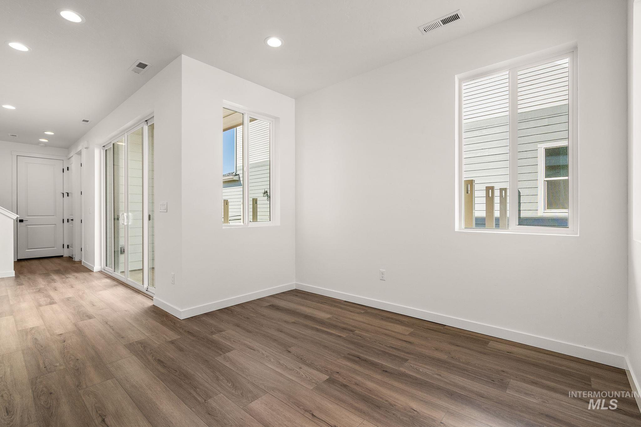 12303 W Endsley Lane Property Photo 6