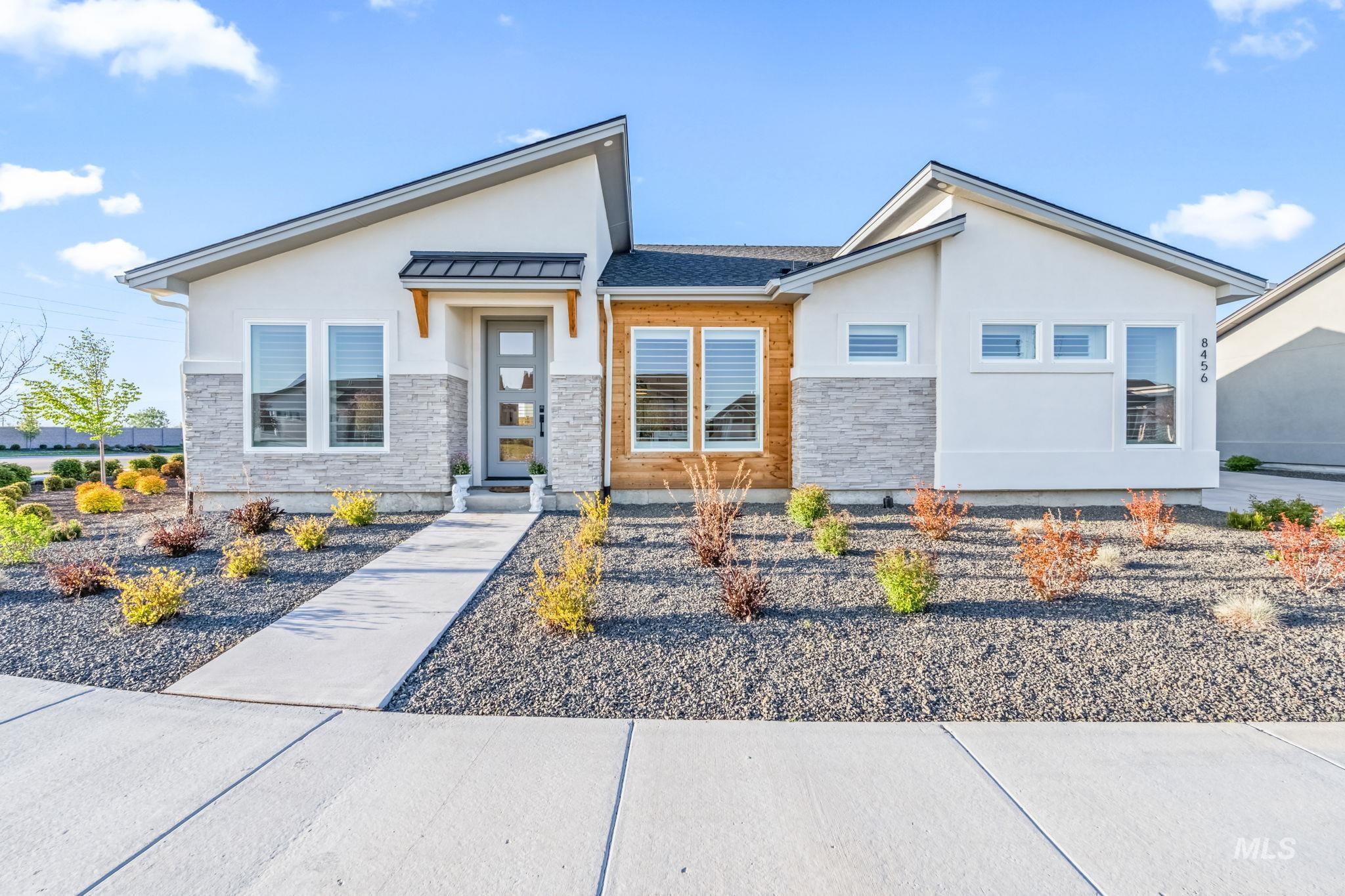 8456 W Meltwater Lane Property Photo