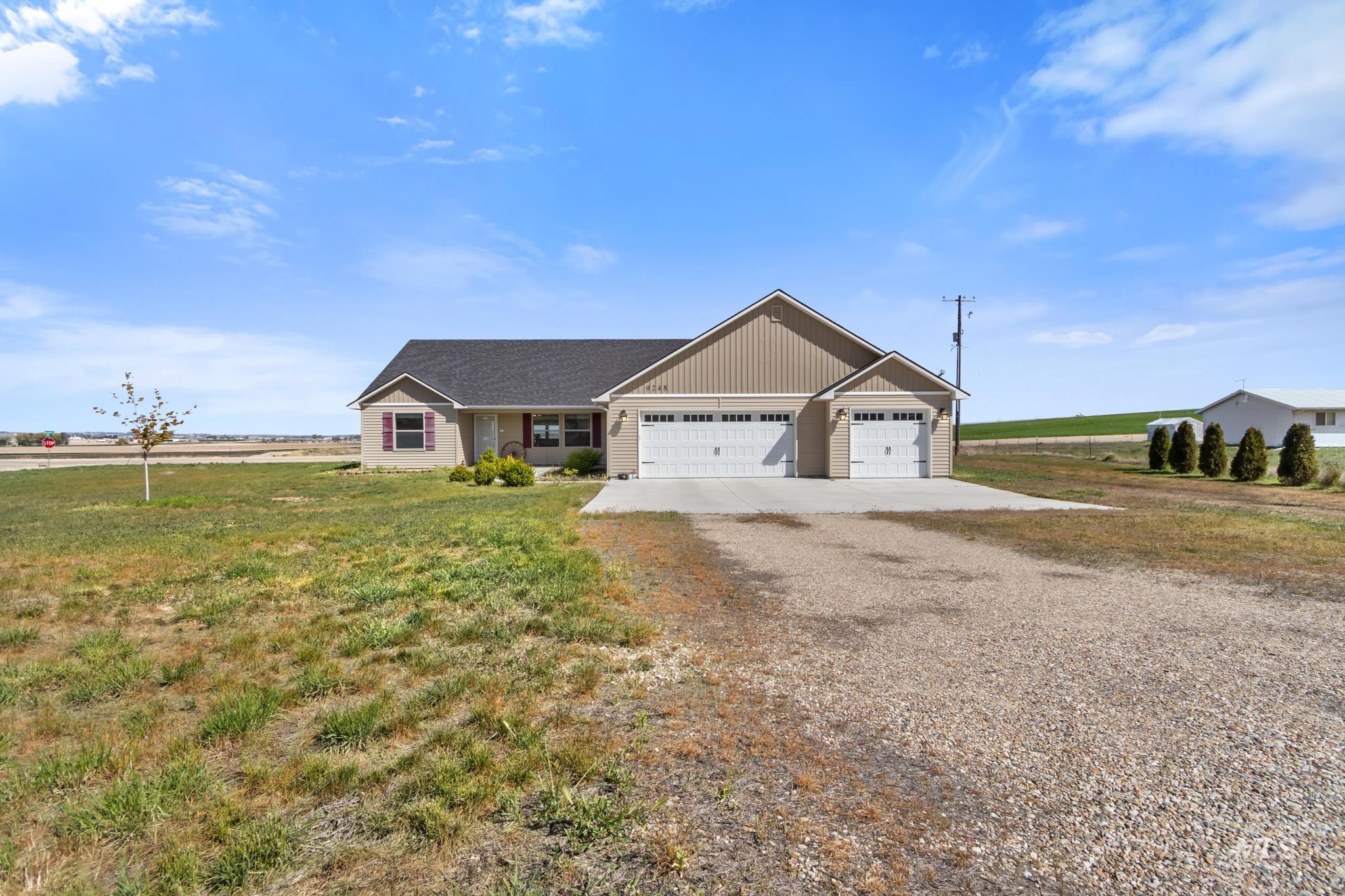 9248 Rolling Hills Ct Property Photo