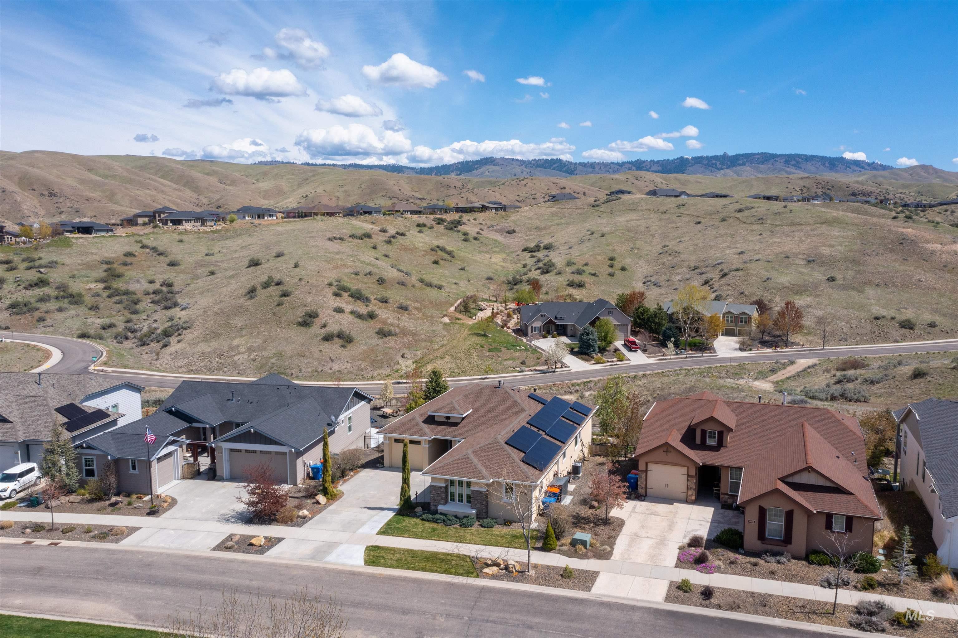 18294 N Goldenridge Way Property Photo 3