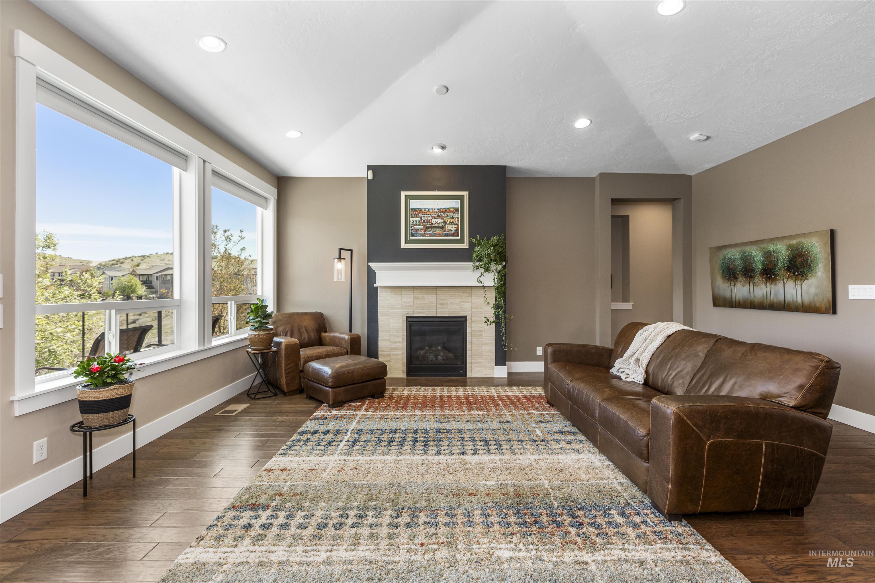 18294 N Goldenridge Way Property Photo 9