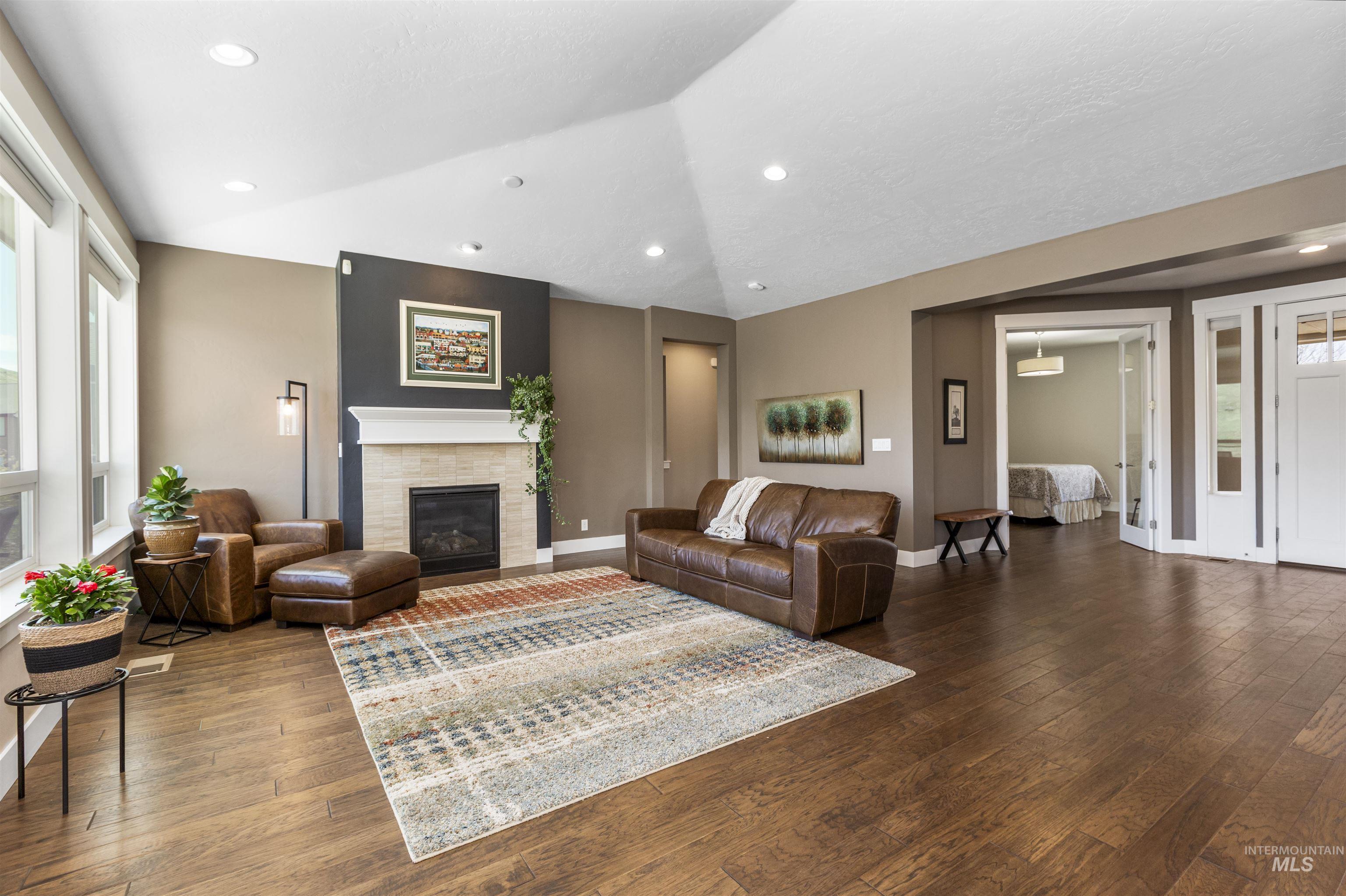 18294 N Goldenridge Way Property Photo 10