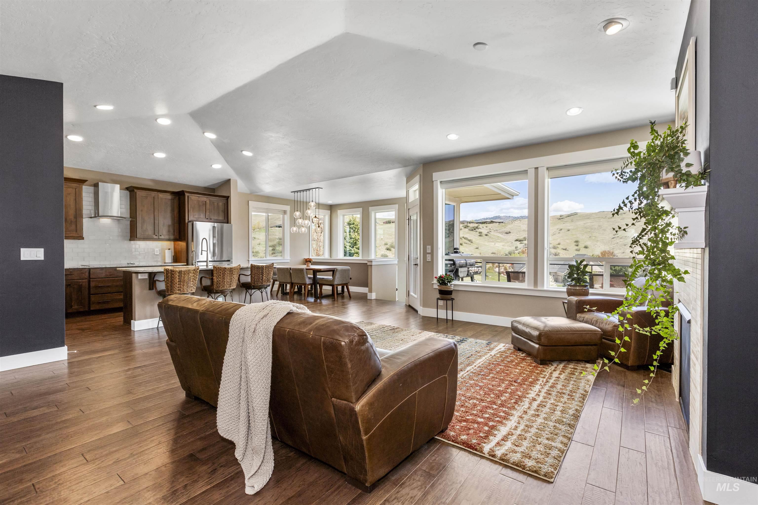 18294 N Goldenridge Way Property Photo 12