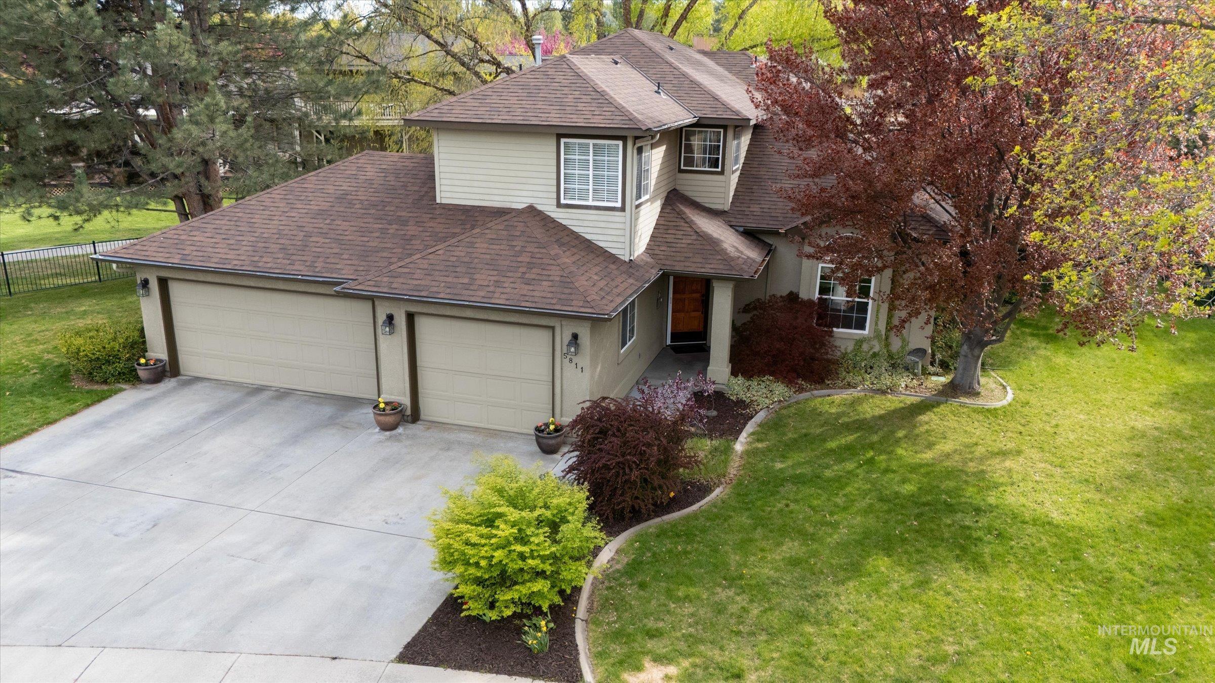 5811 W Sterling Ln, Property Photo