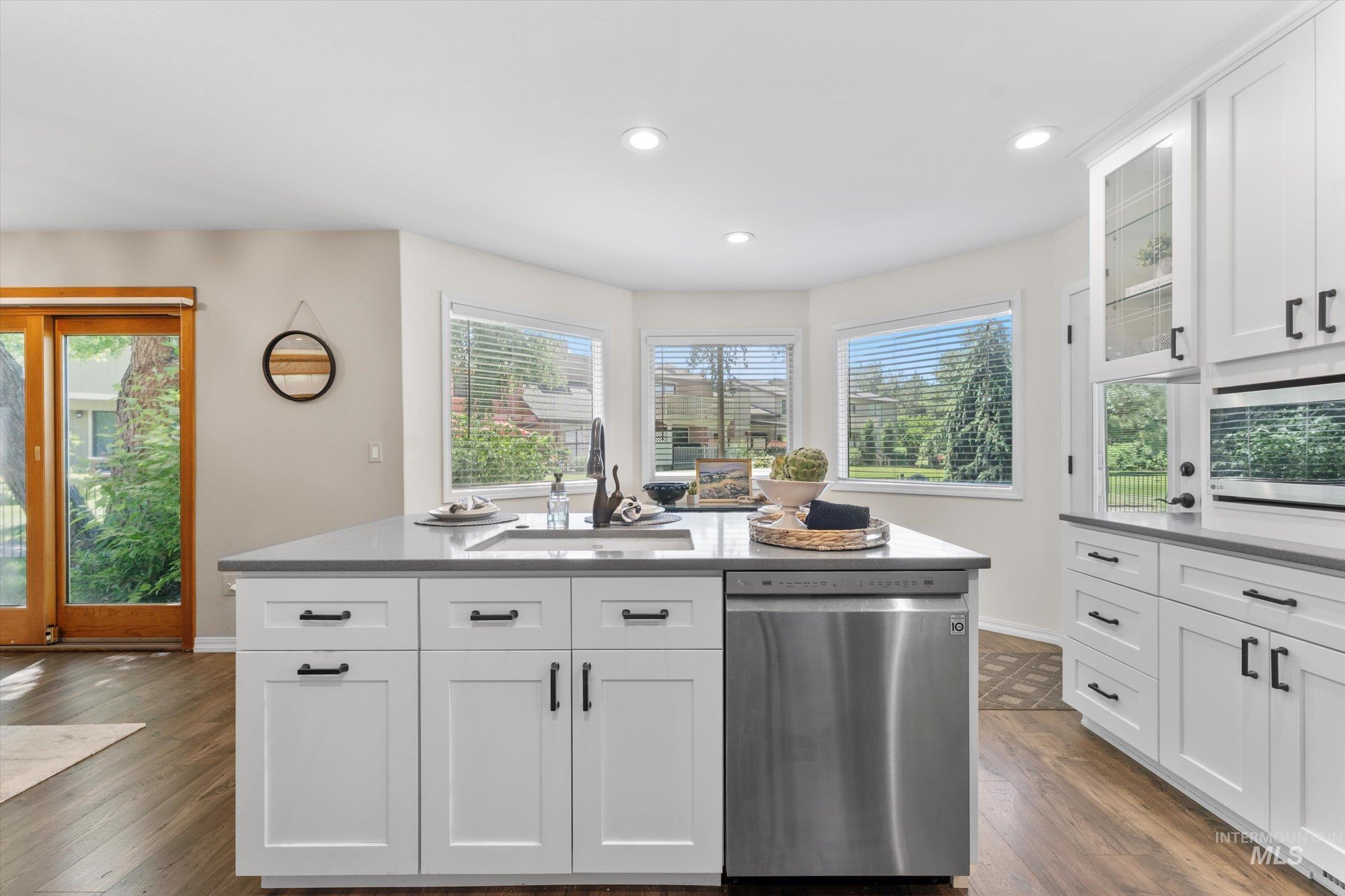 5811 W Sterling Ln, Property Photo 10