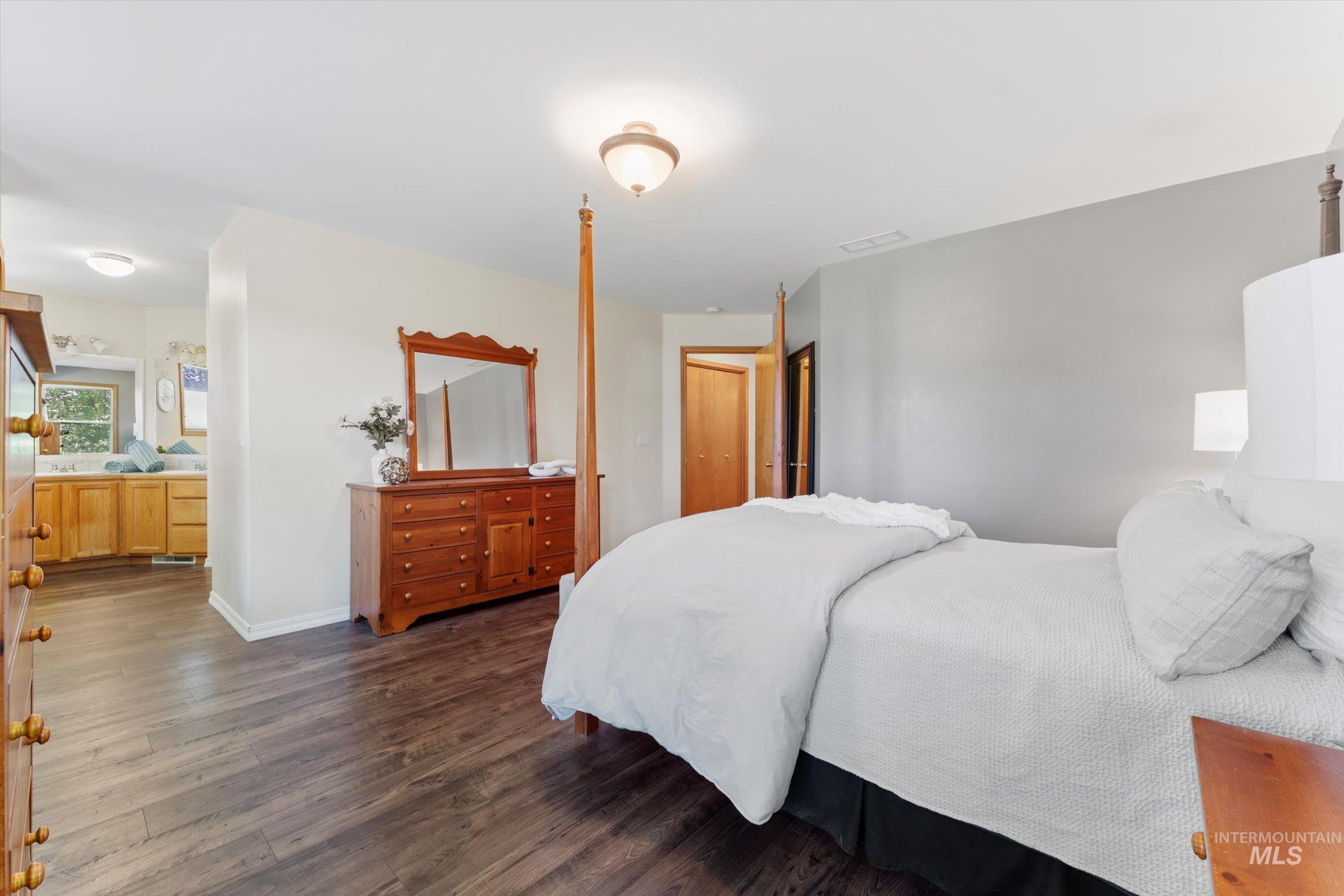 5811 W Sterling Ln, Property Photo 22