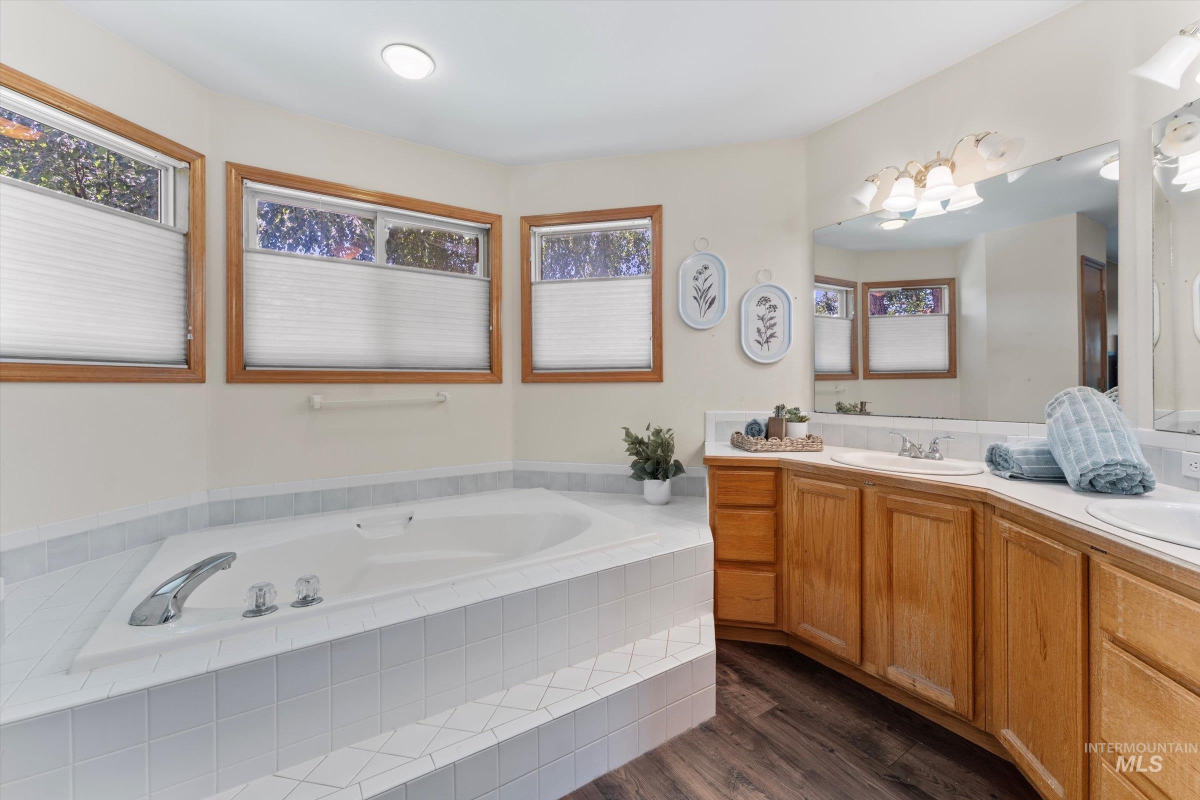 5811 W Sterling Ln, Property Photo 23