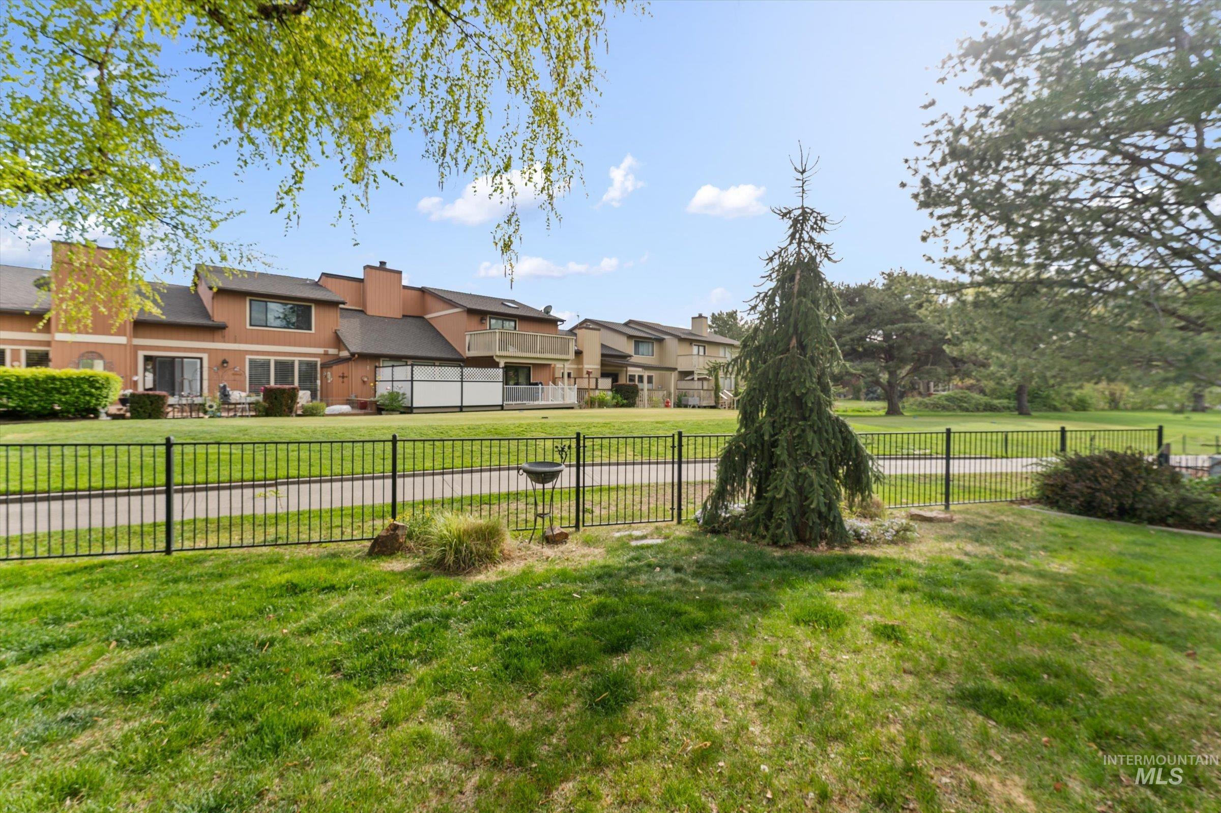 5811 W Sterling Ln, Property Photo 39