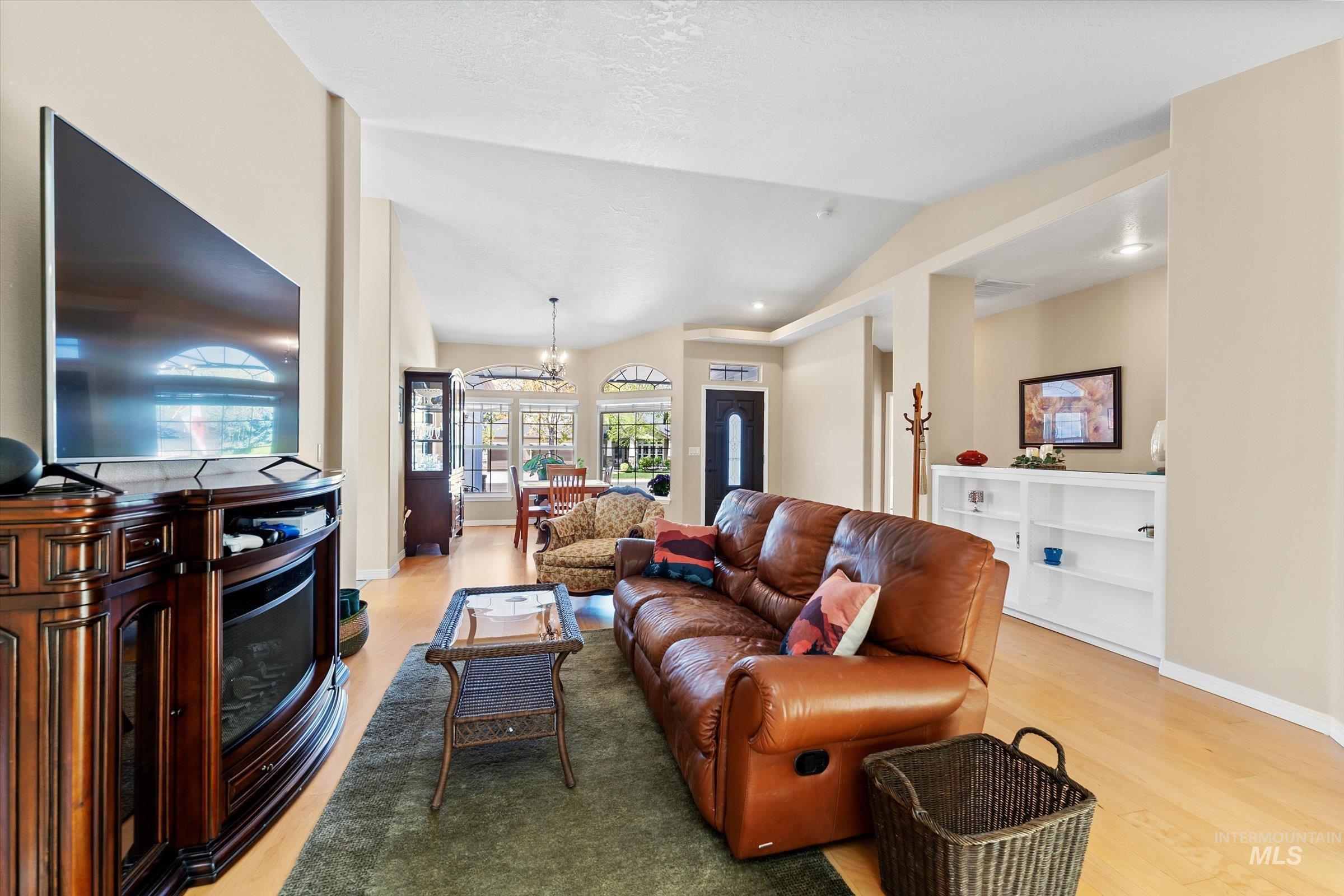 10594 N Bridle Way Property Photo 4