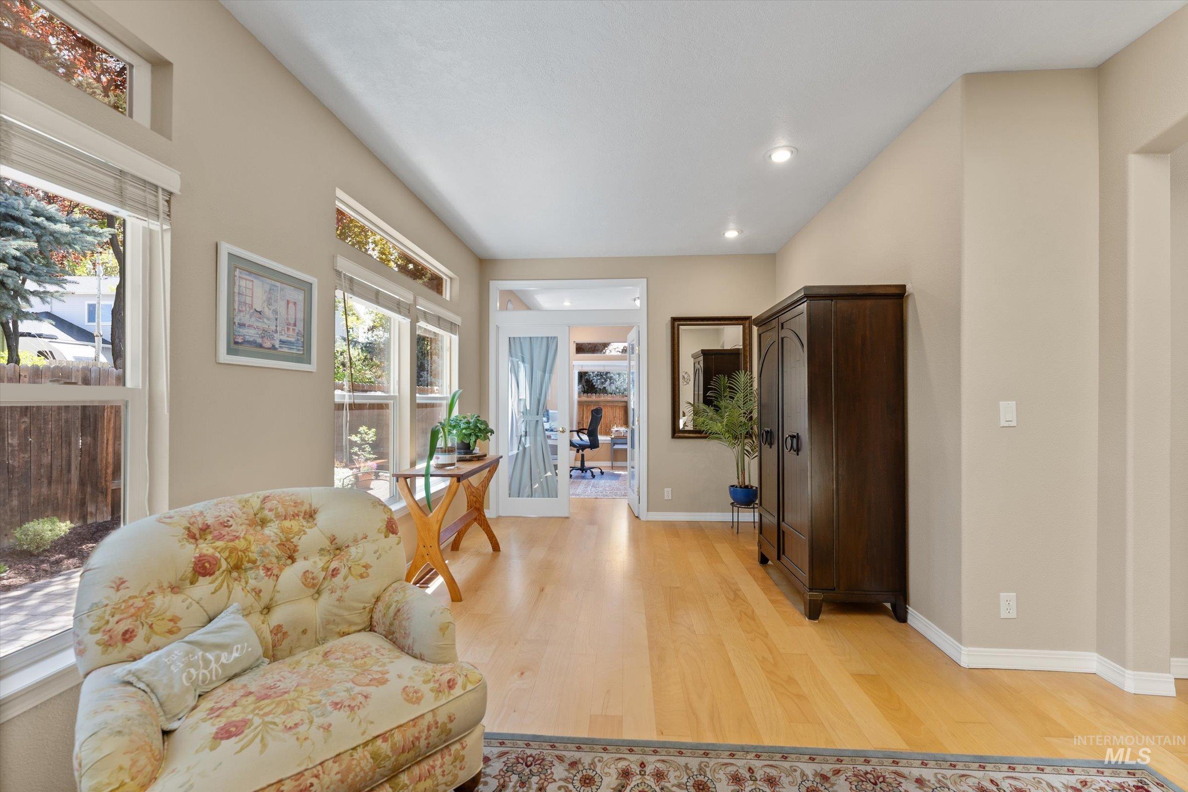 10594 N Bridle Way Property Photo 7