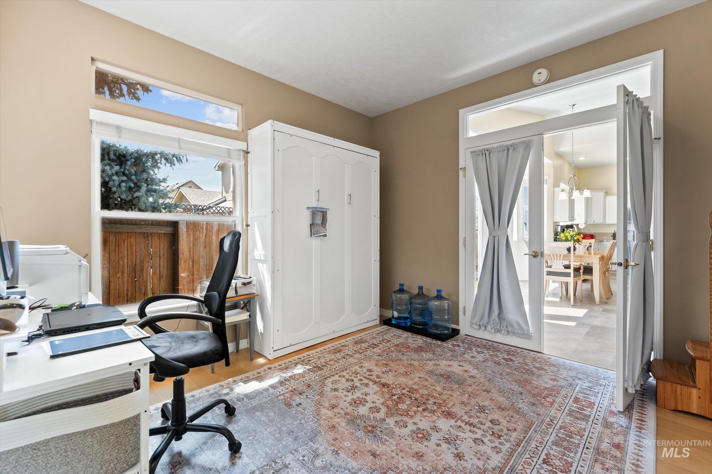 10594 N Bridle Way Property Photo 9
