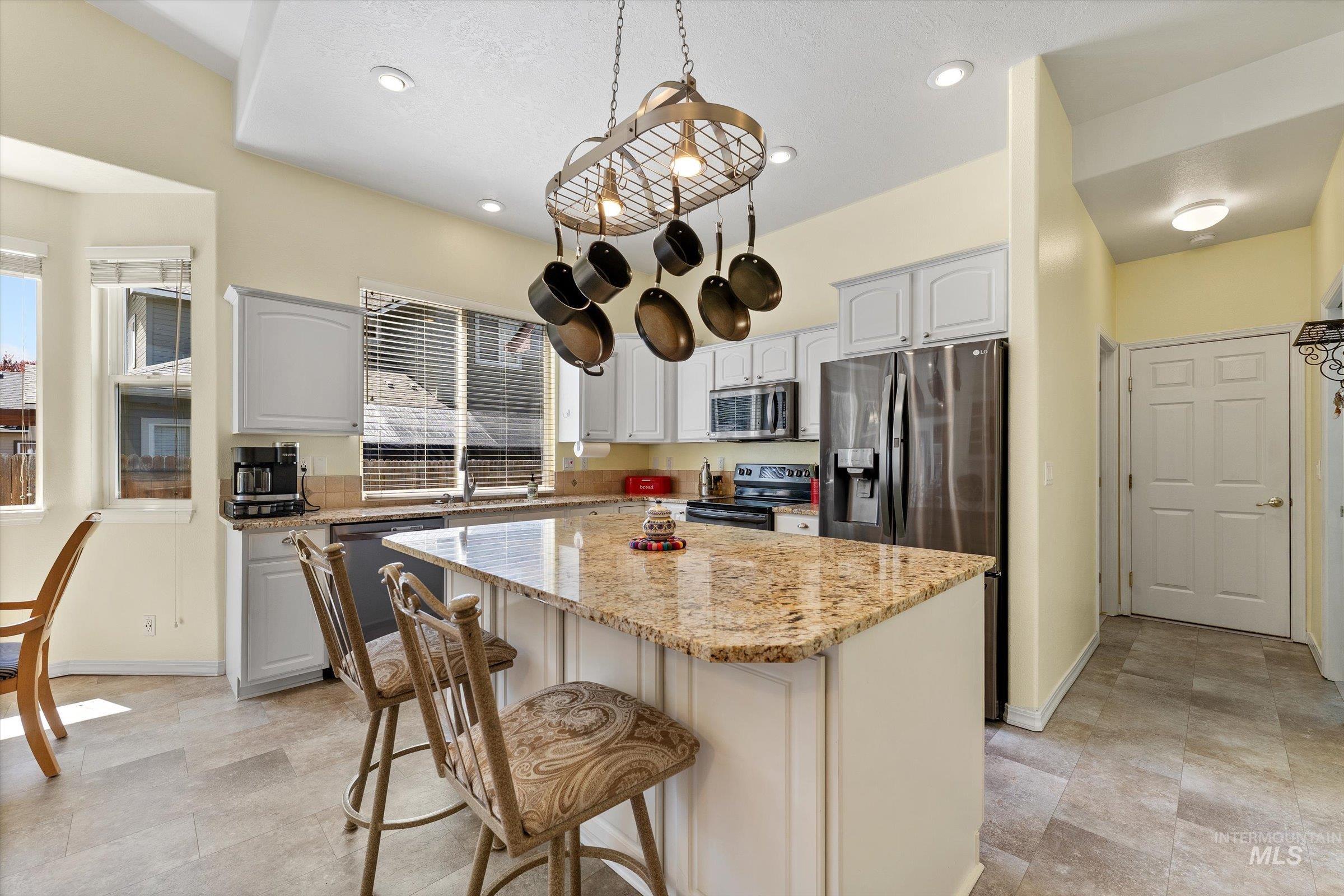 10594 N Bridle Way Property Photo 15